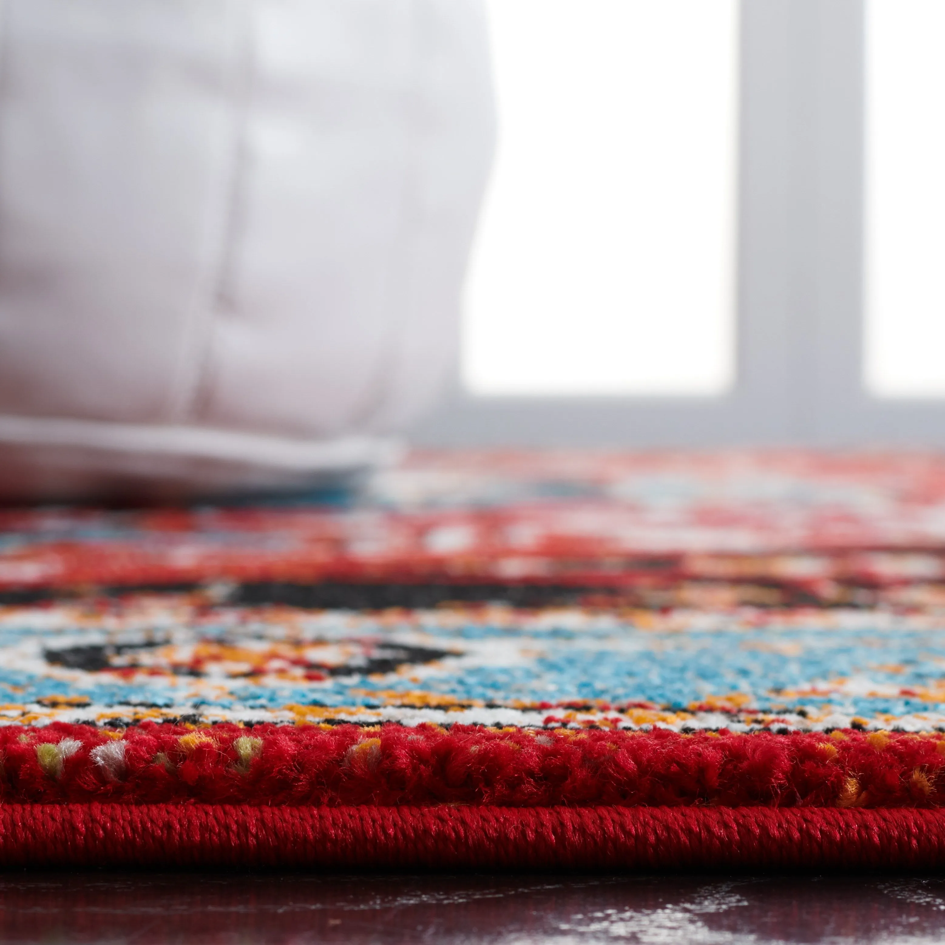 SAFAVIEH Vintage Hamadan Namita Traditional Oriental Medallion Rug