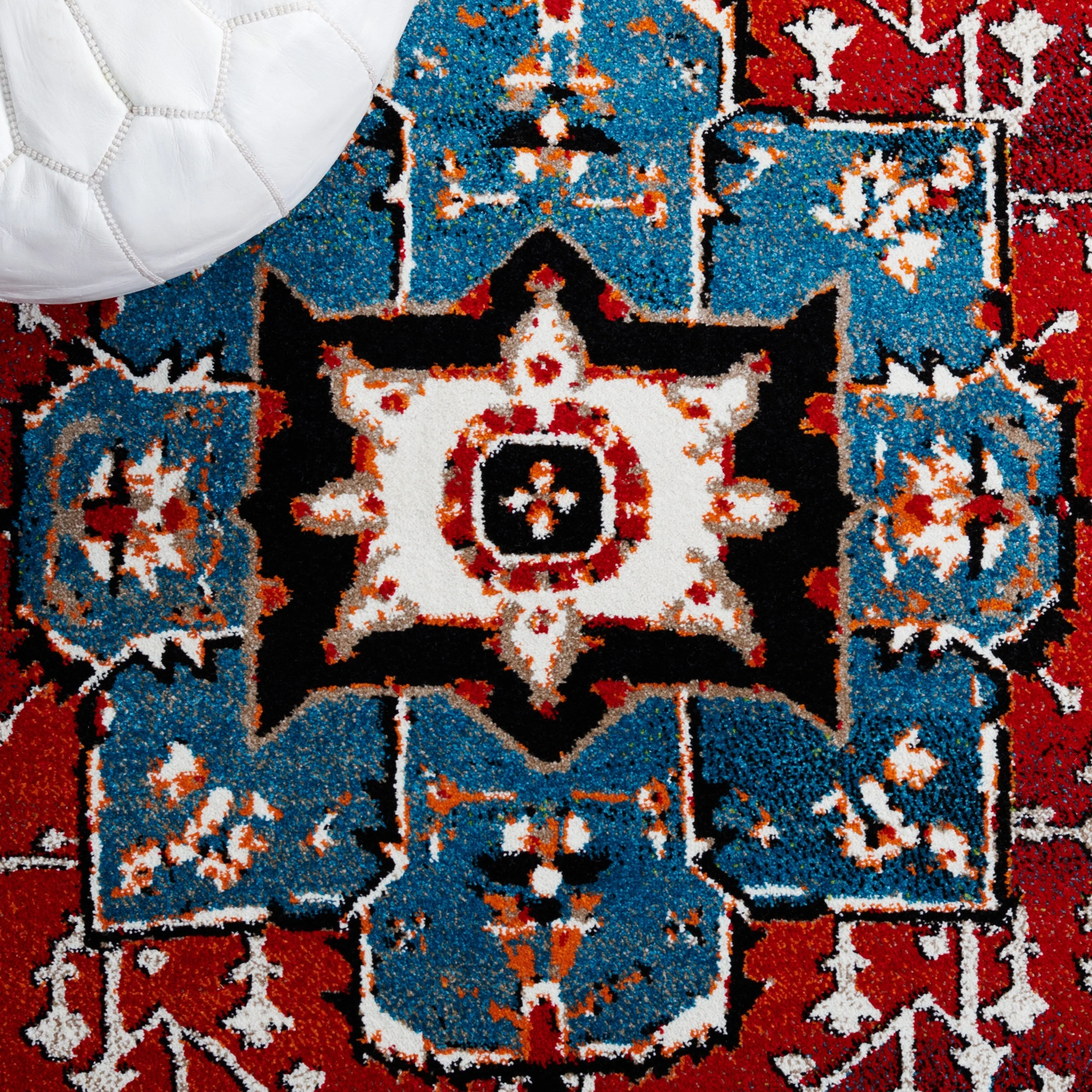 SAFAVIEH Vintage Hamadan Namita Traditional Oriental Medallion Rug