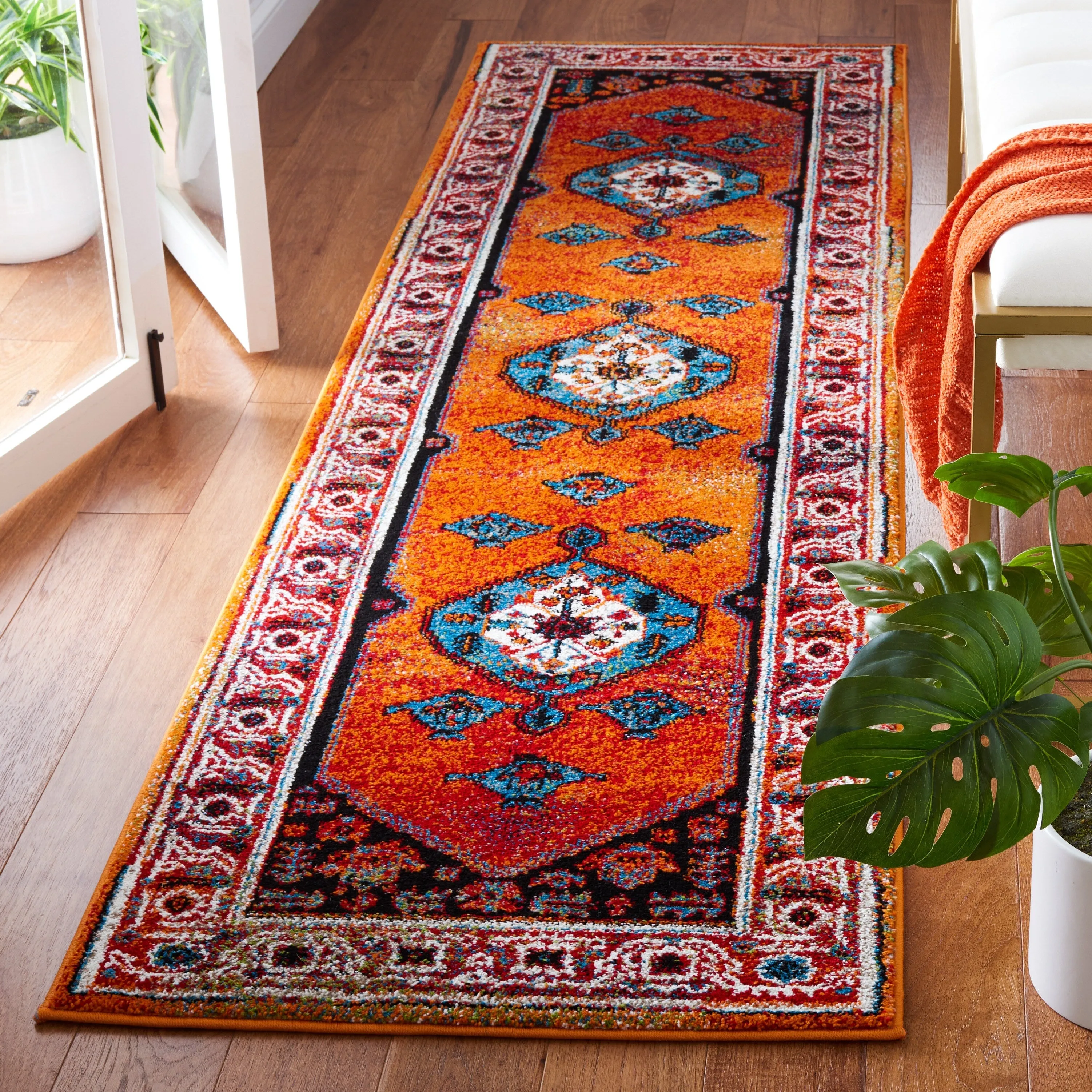 SAFAVIEH Vintage Hamadan Nunuta Oriental Medallion Rug