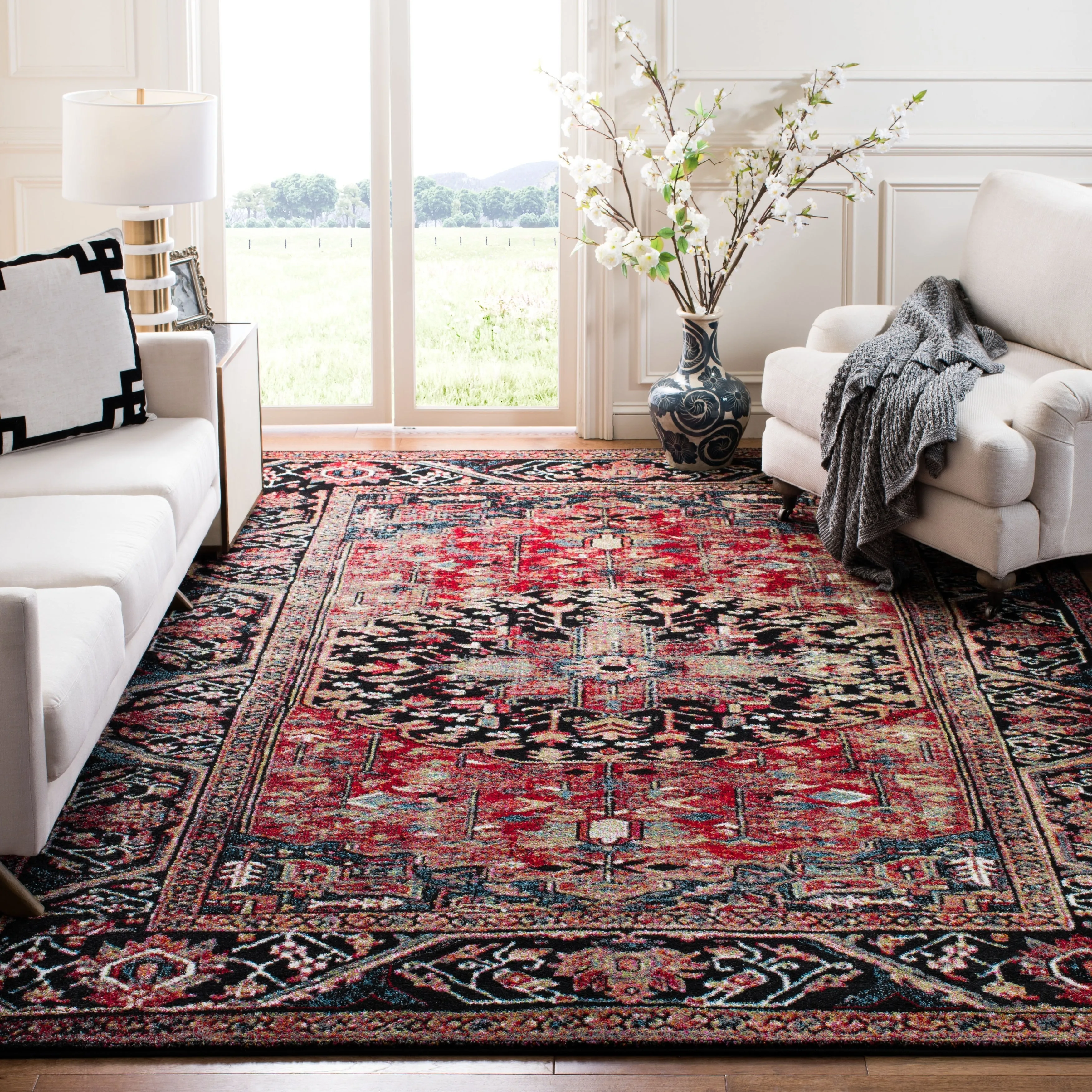 SAFAVIEH. Vintage Hamadan Wilhelmina Oriental Distressed Rug