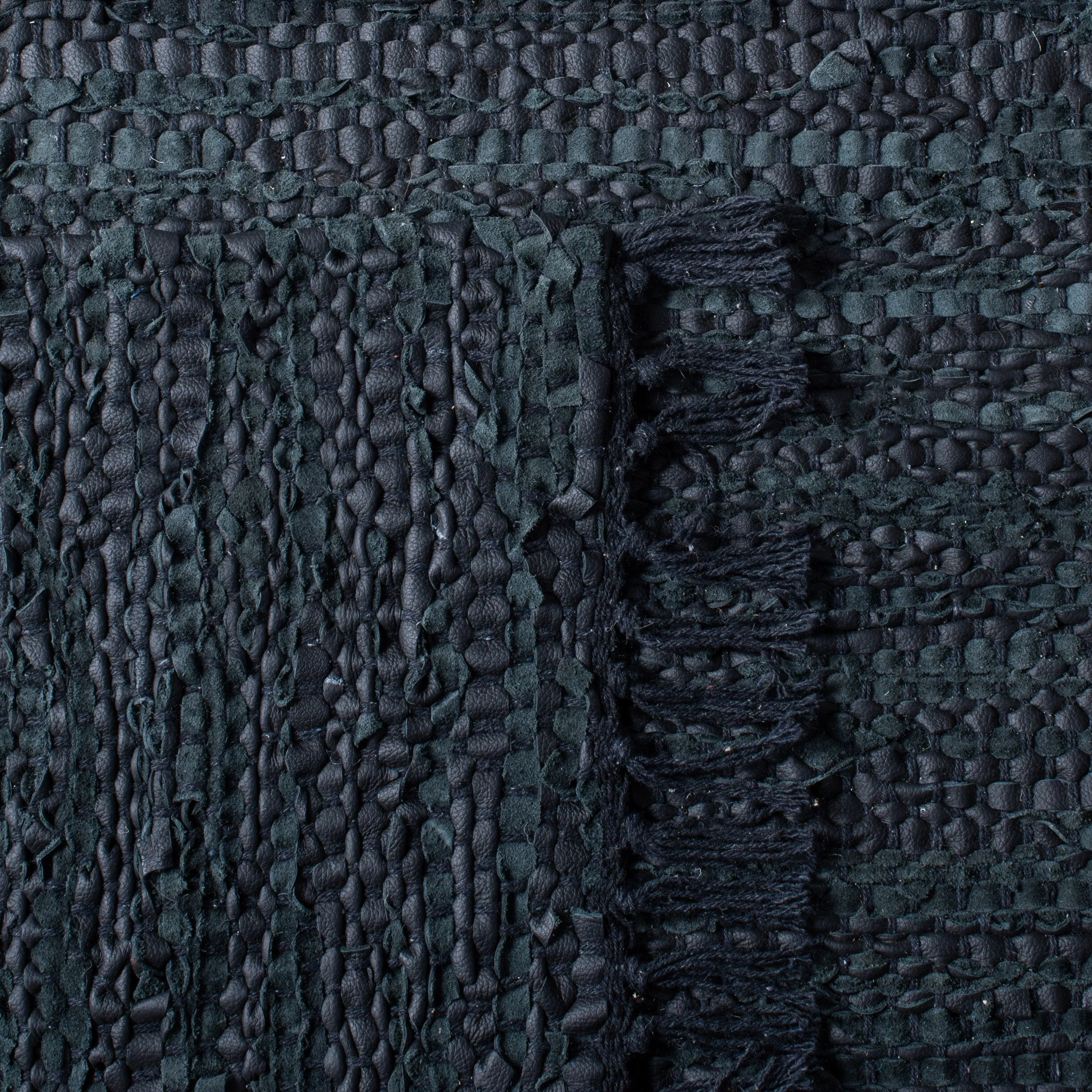 SAFAVIEH Vintage Leather Cindie Flatweave Rug with Fringe