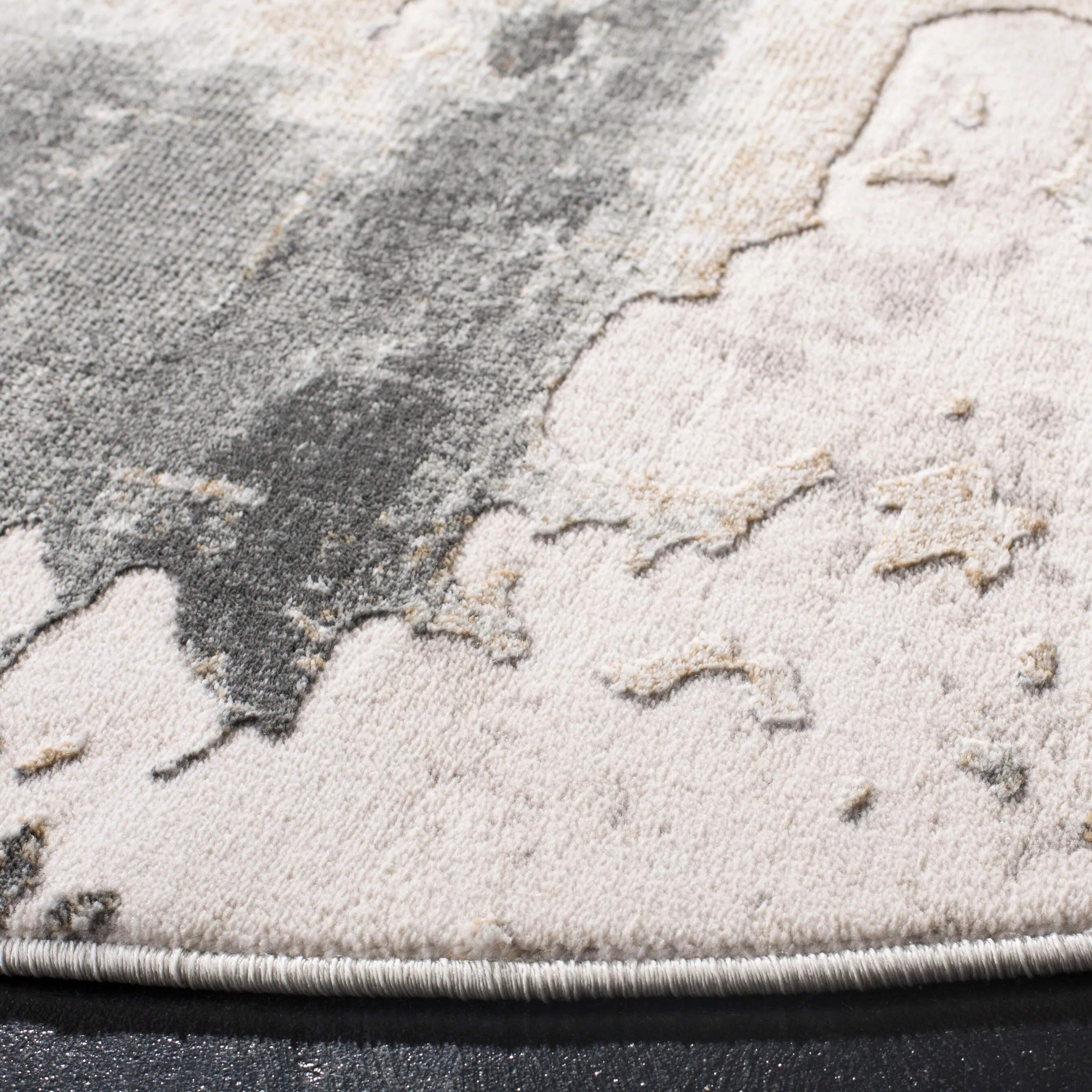 SAFAVIEH Vogue Lina Modern & Contemporary Abstract Beige/Charcoal Rug