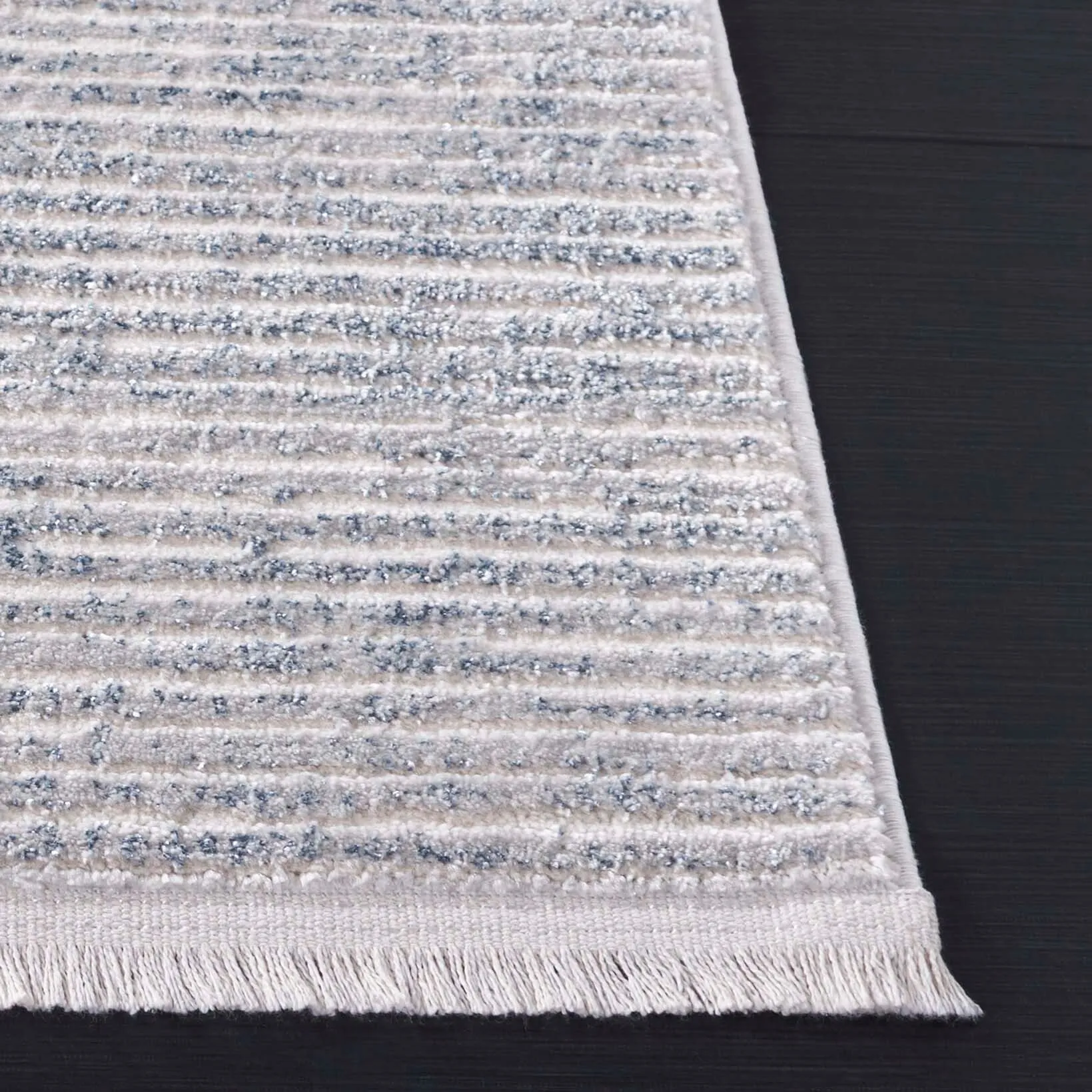 SAFAVIEH Whisper Cathalijne Contemporary Stripe Fringe Rug