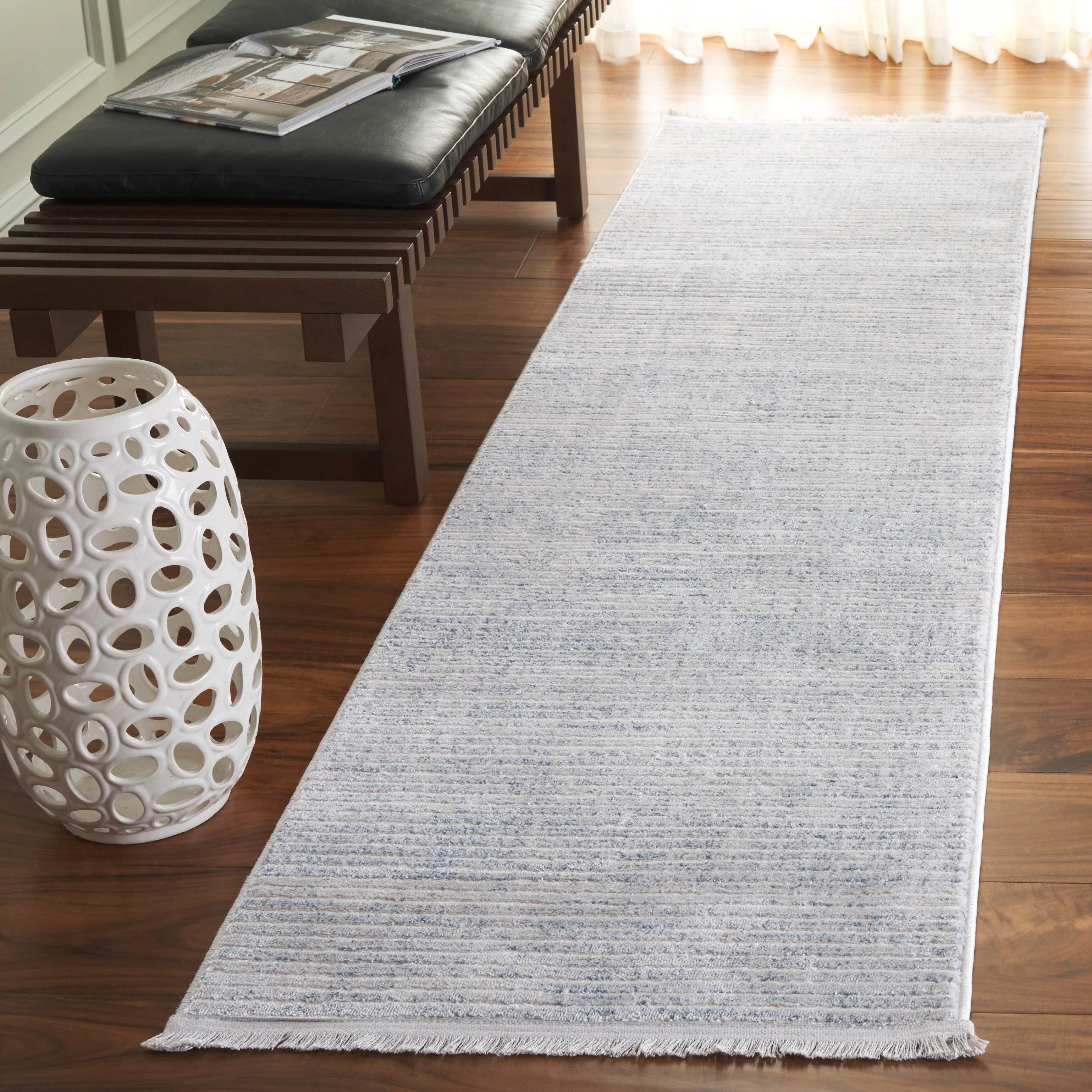 SAFAVIEH Whisper Cathalijne Contemporary Stripe Fringe Rug