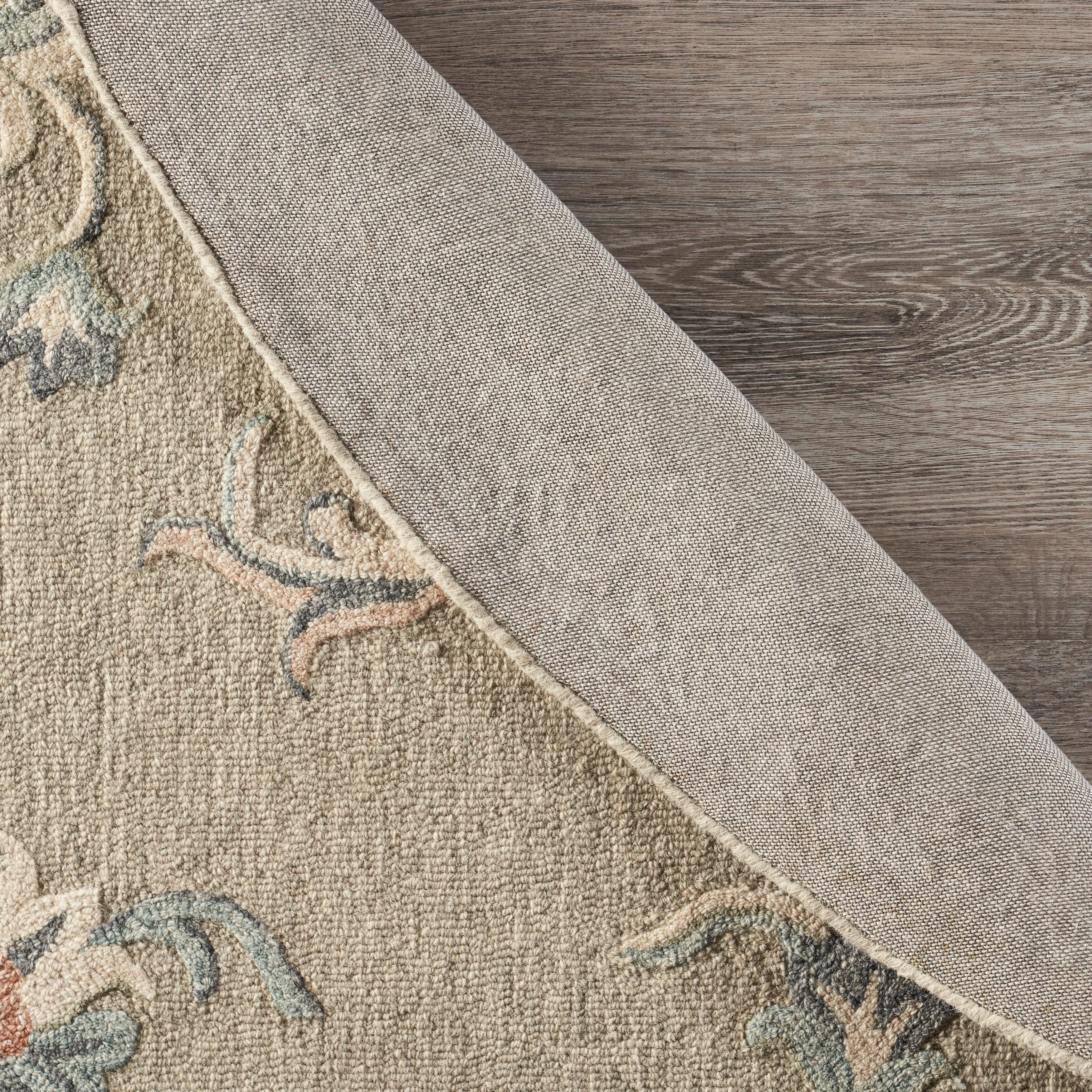 Sevita Mirroring Floral Bloom Area Rug