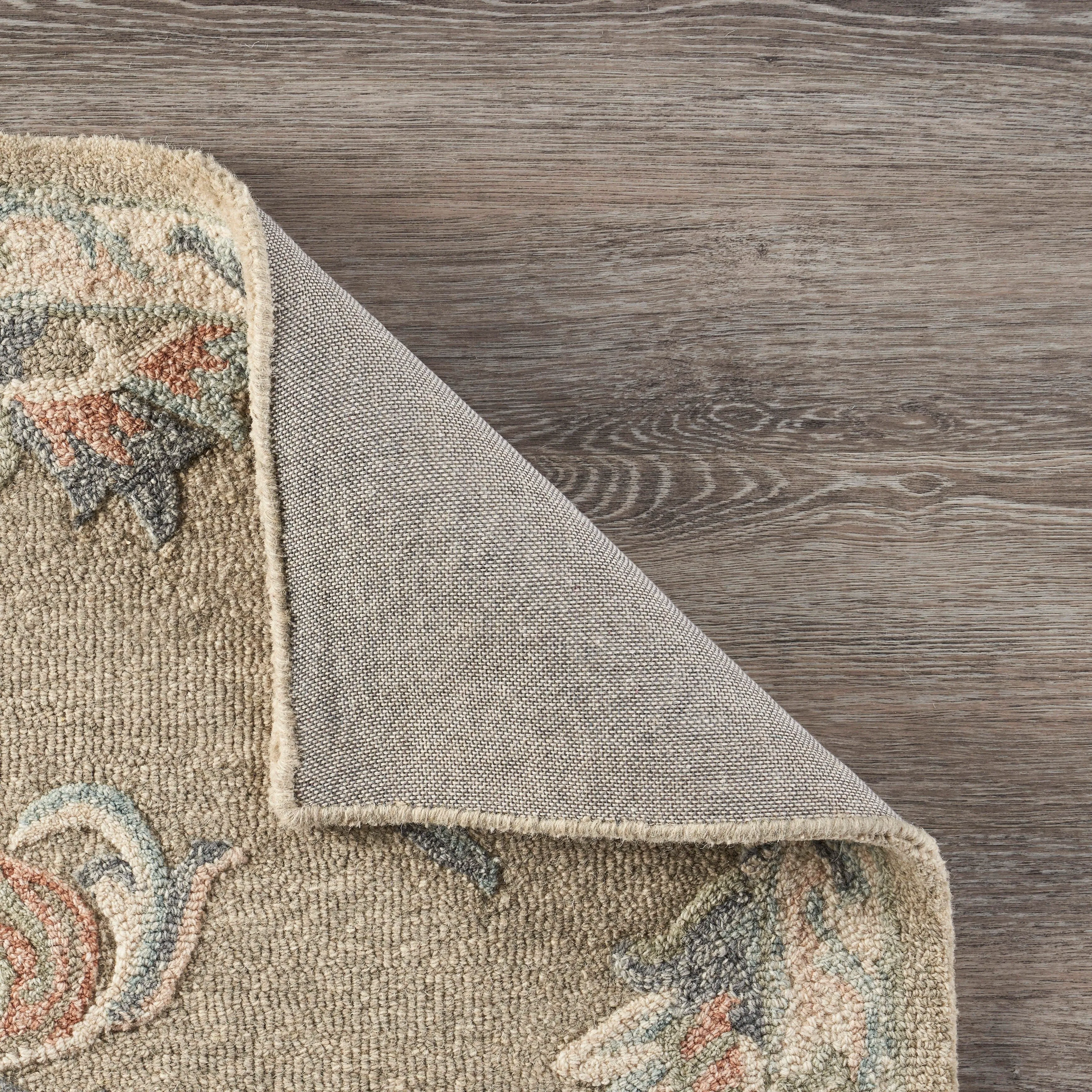 Sevita Mirroring Floral Bloom Area Rug