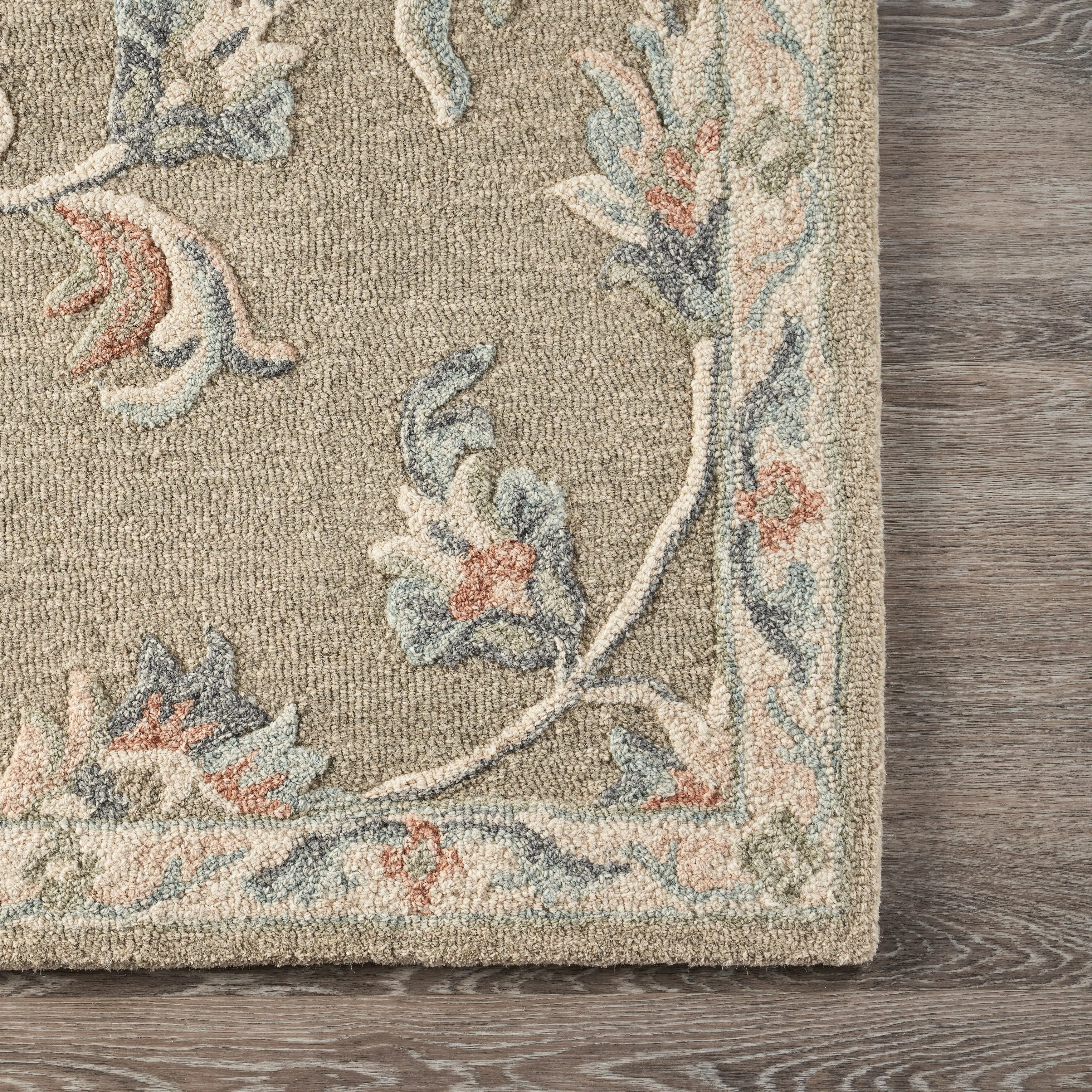 Sevita Mirroring Floral Bloom Area Rug