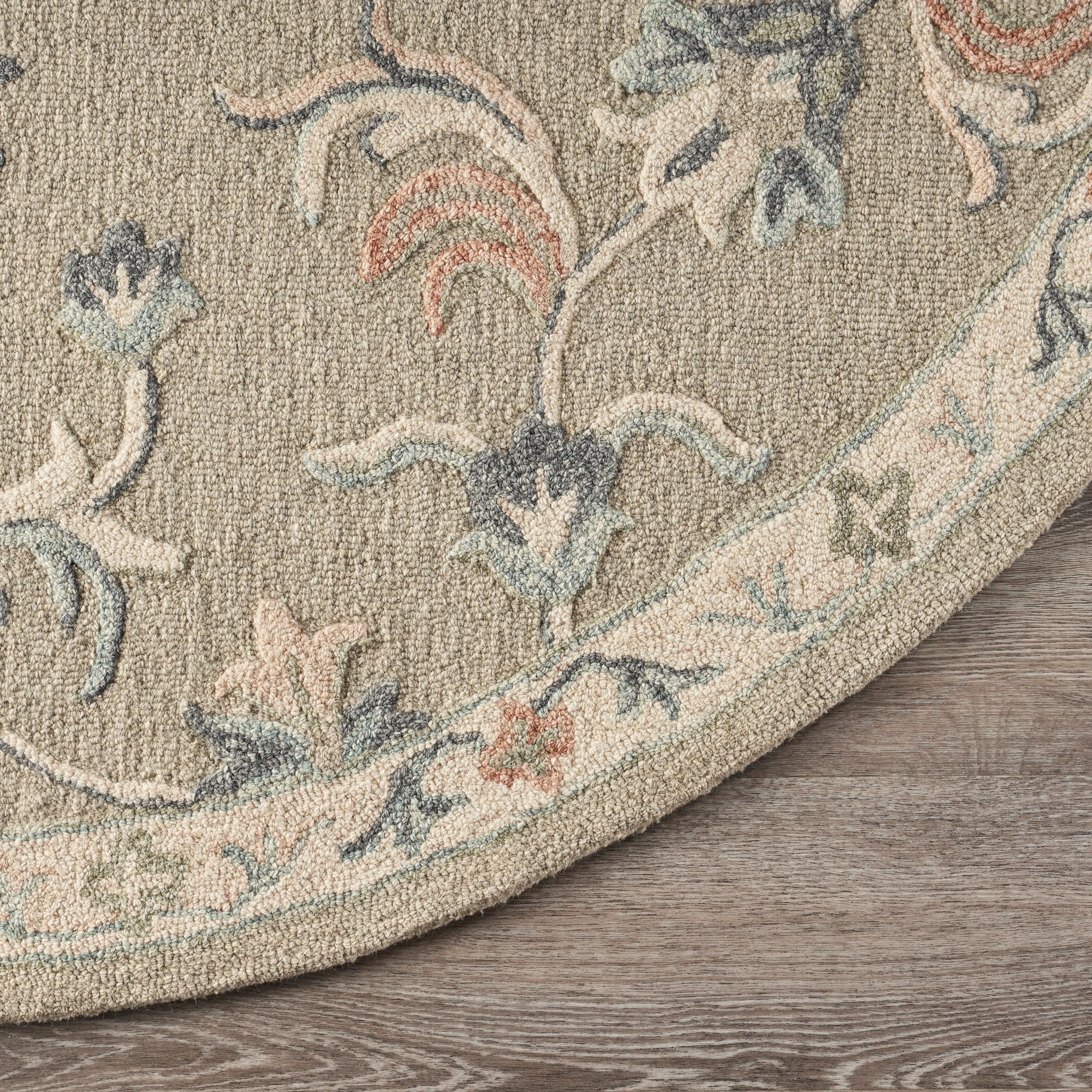 Sevita Mirroring Floral Bloom Area Rug