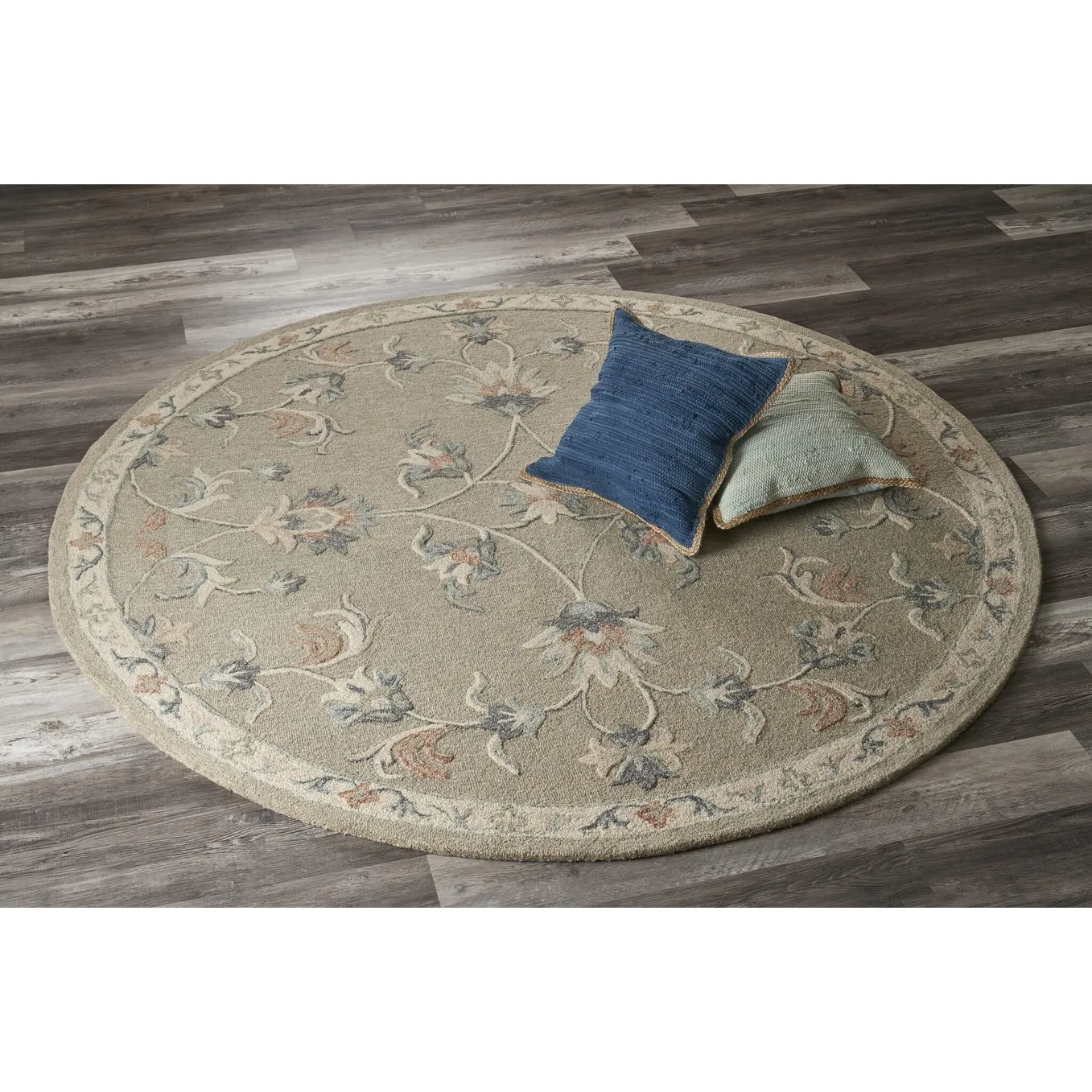 Sevita Mirroring Floral Bloom Area Rug