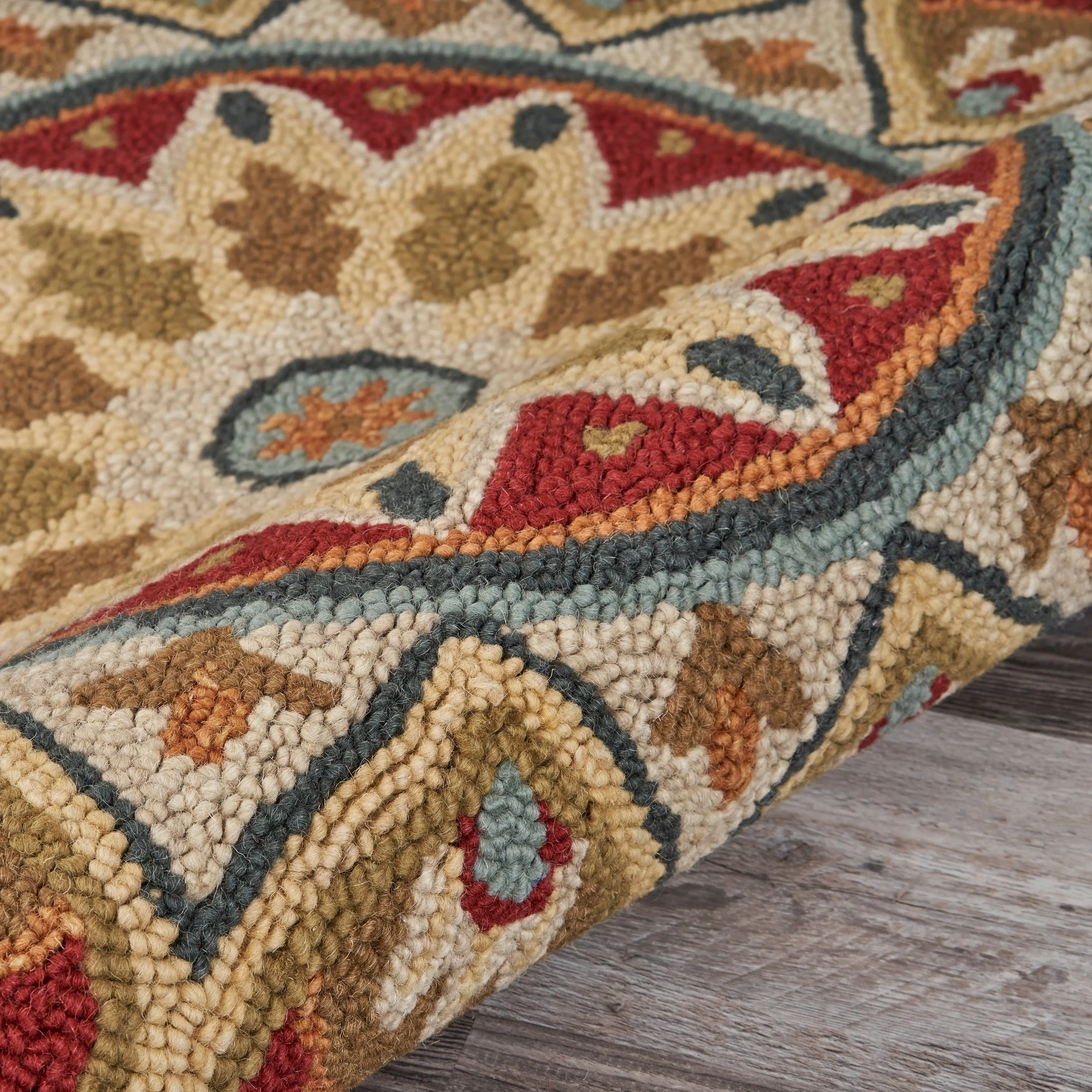 Sevita Red Sunflower Area Rug - 6'0 Round - 6'0 Round
