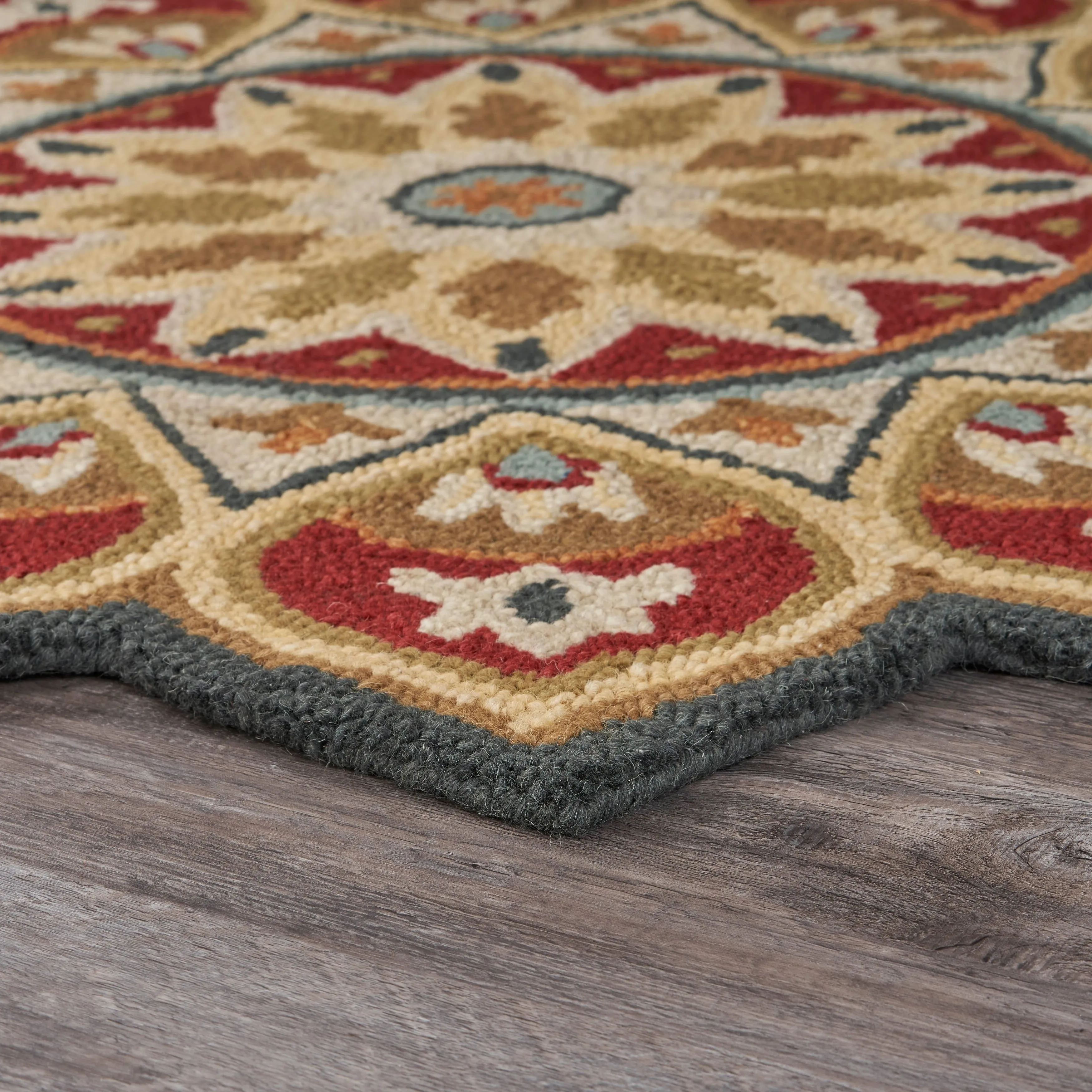 Sevita Red Sunflower Area Rug - 6'0 Round - 6'0 Round