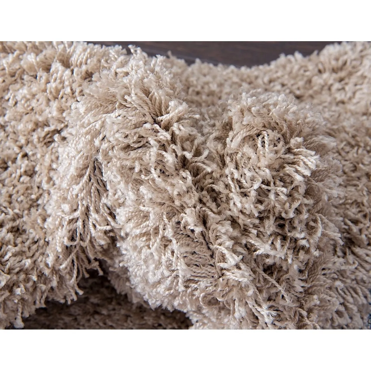 Shag Laurian Collection Area Rug
