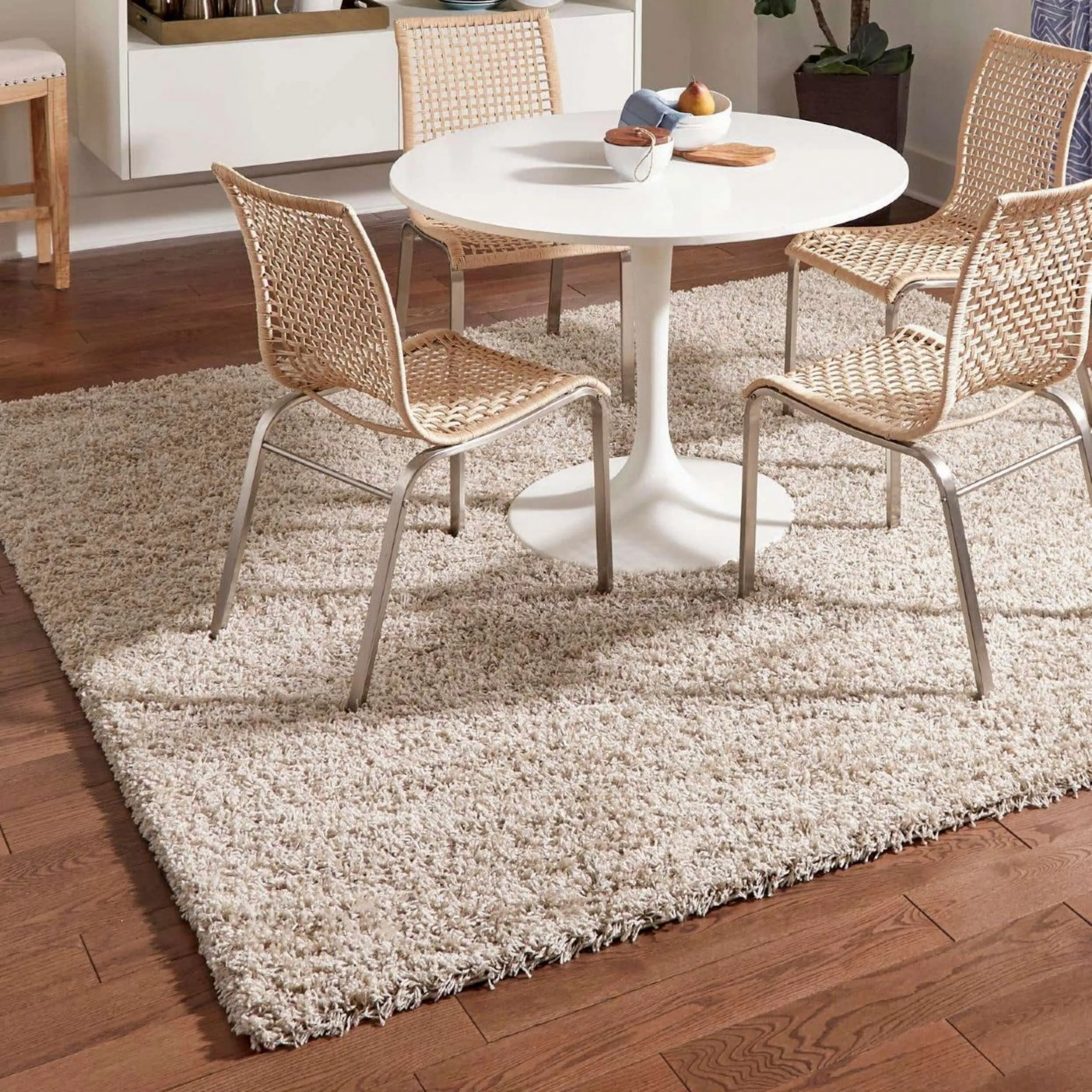 Shag Laurian Collection Area Rug