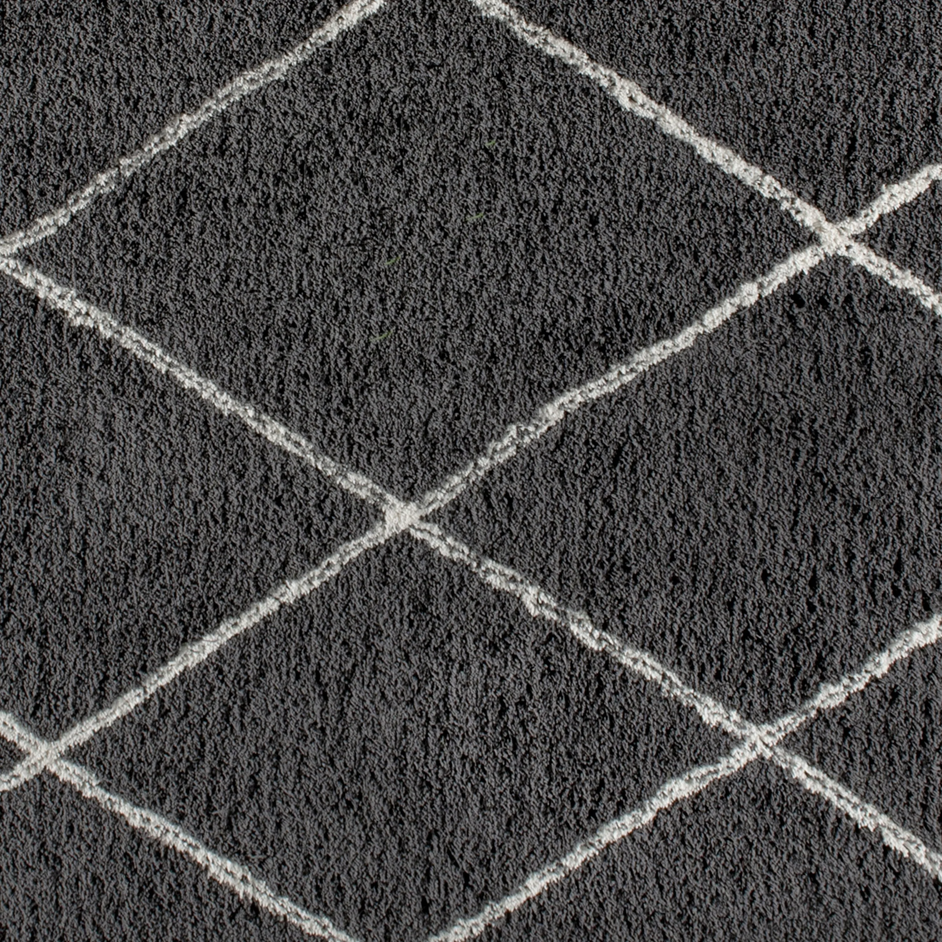 Shag Style Diamond Trellis Area Rug