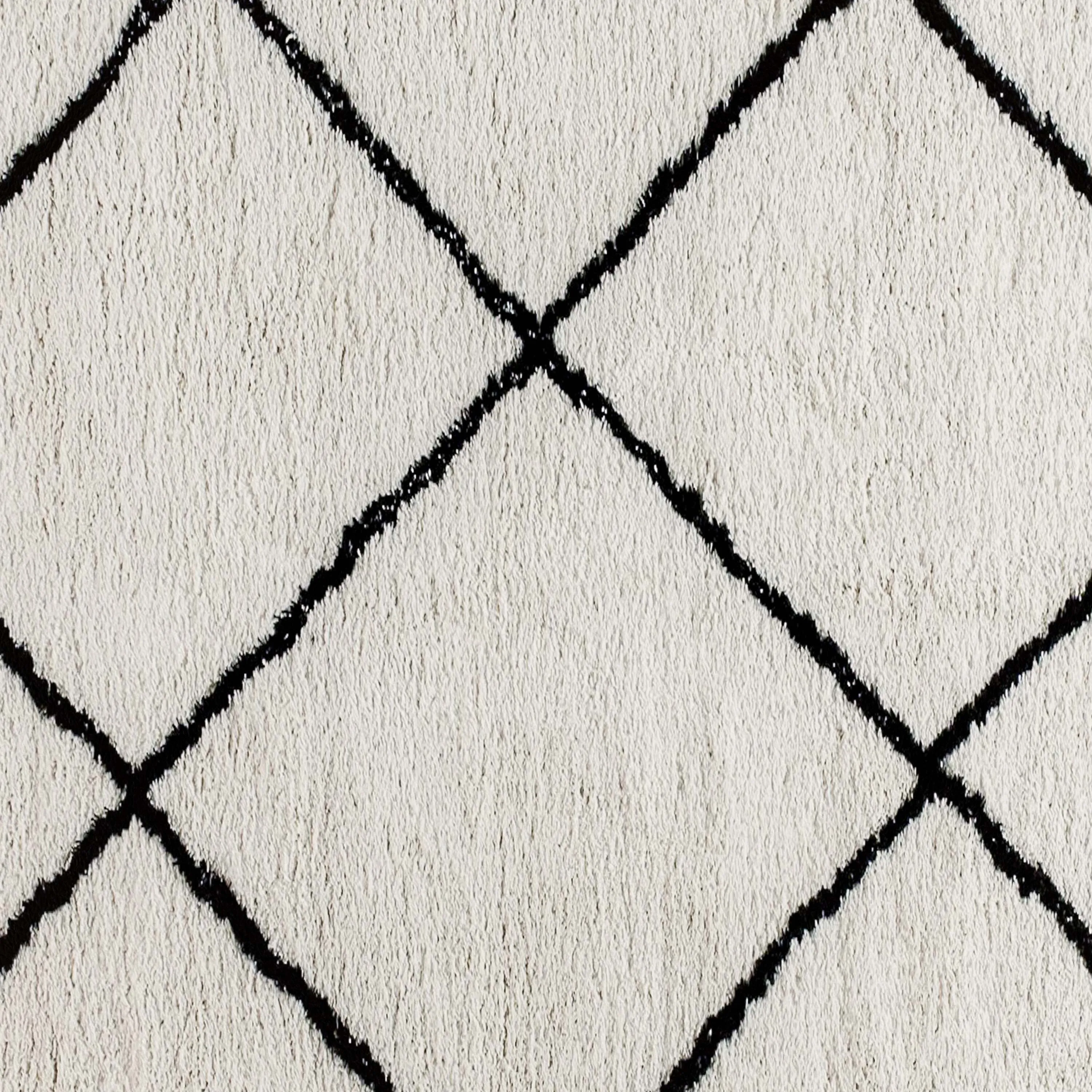 Shag Style Diamond Trellis Area Rug