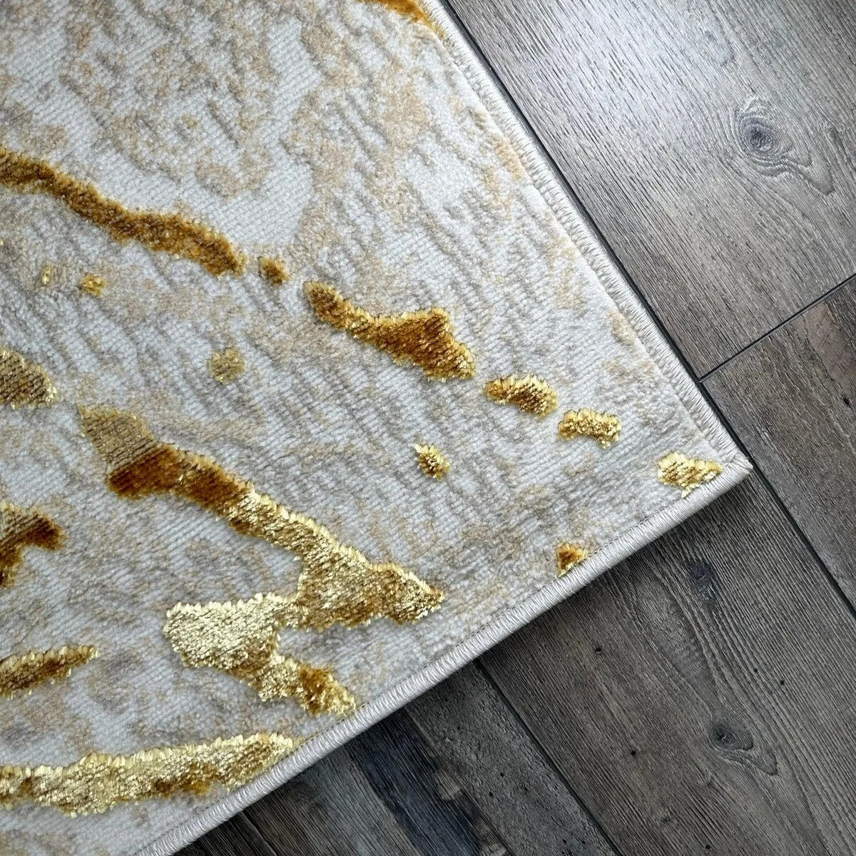Shifra Abstract Area Rug