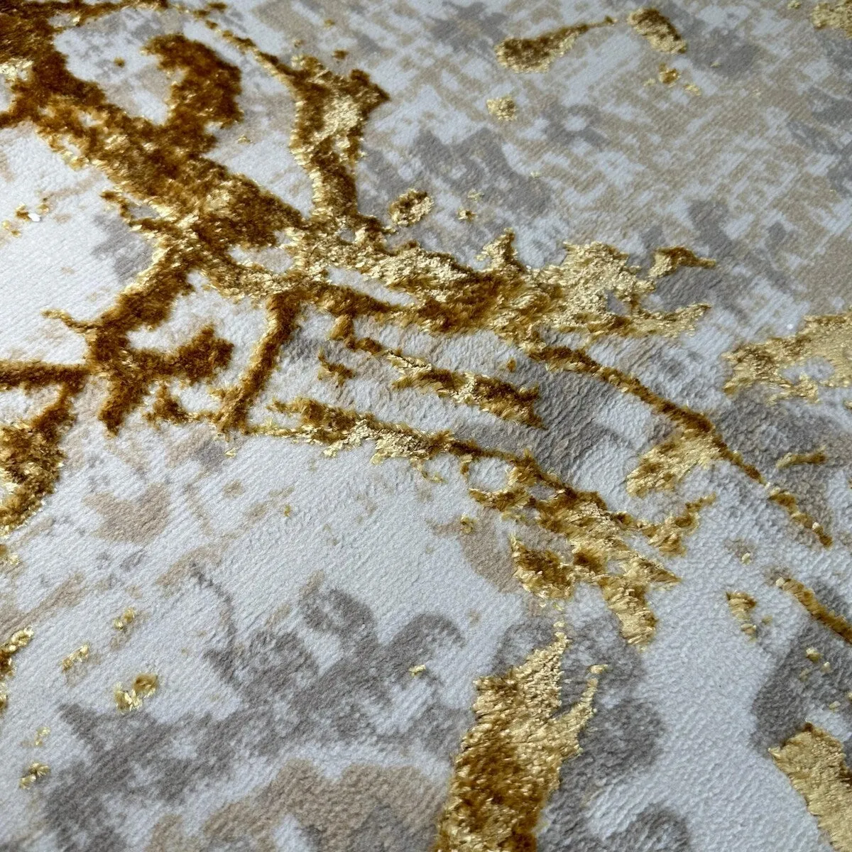 Shifra Abstract Area Rug
