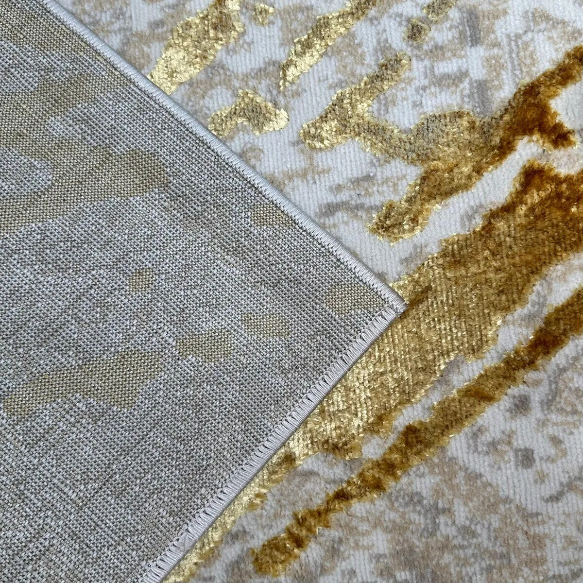 Shifra Abstract Area Rug