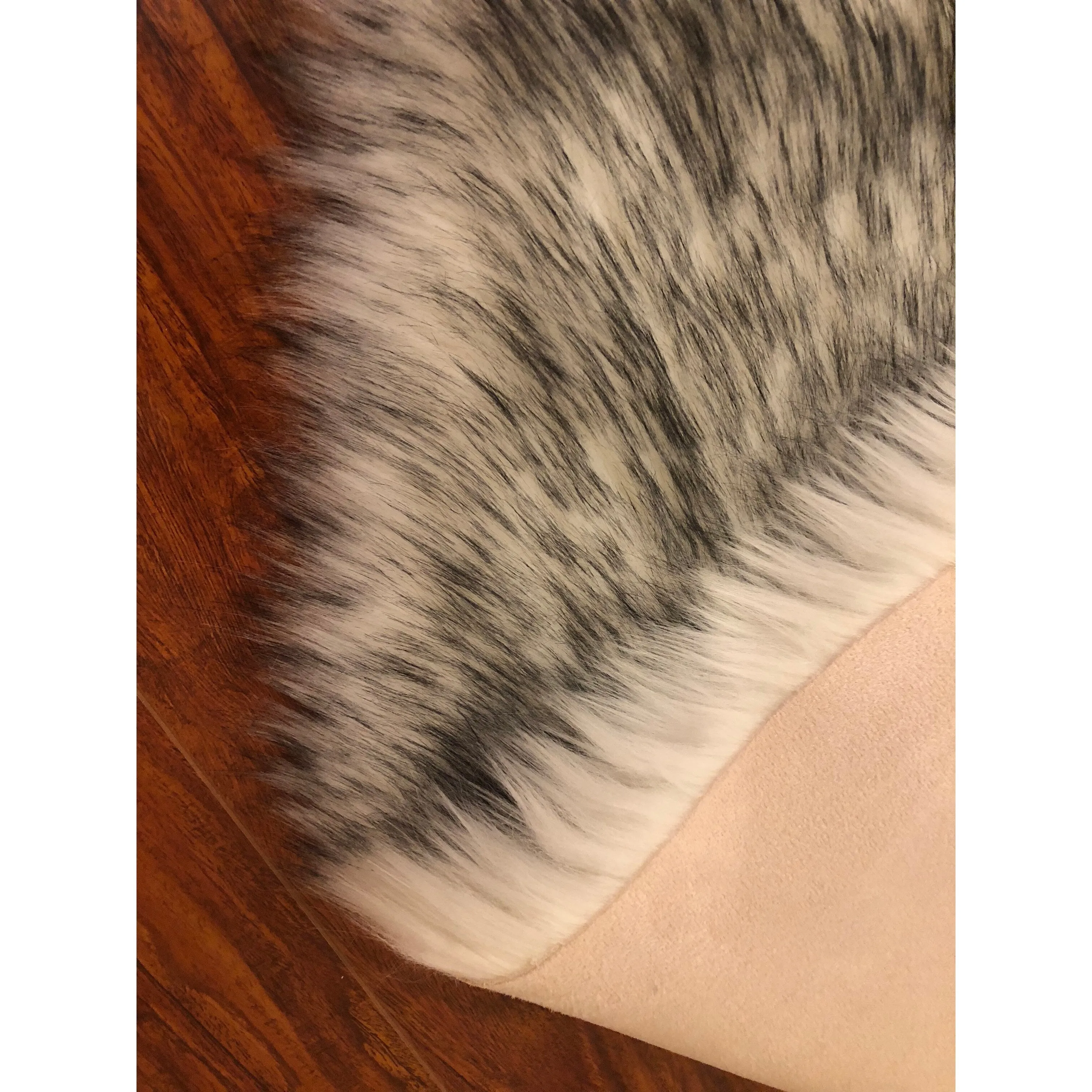 Silver Orchid Nansen Luxurious Faux Sheepskin Thick Shag Area Rug
