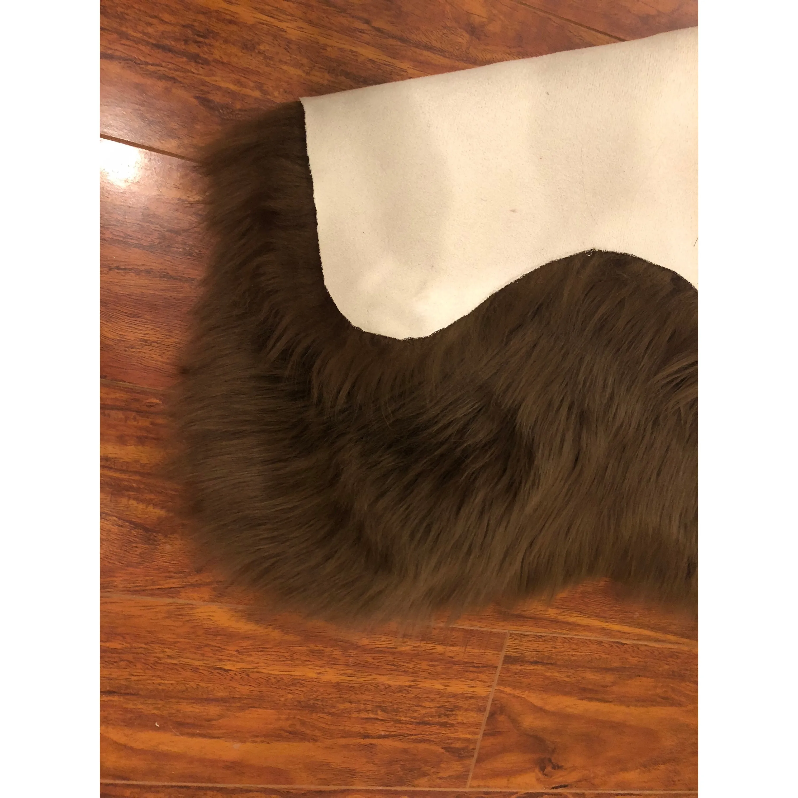 Silver Orchid Nansen Luxurious Faux Sheepskin Thick Shag Area Rug