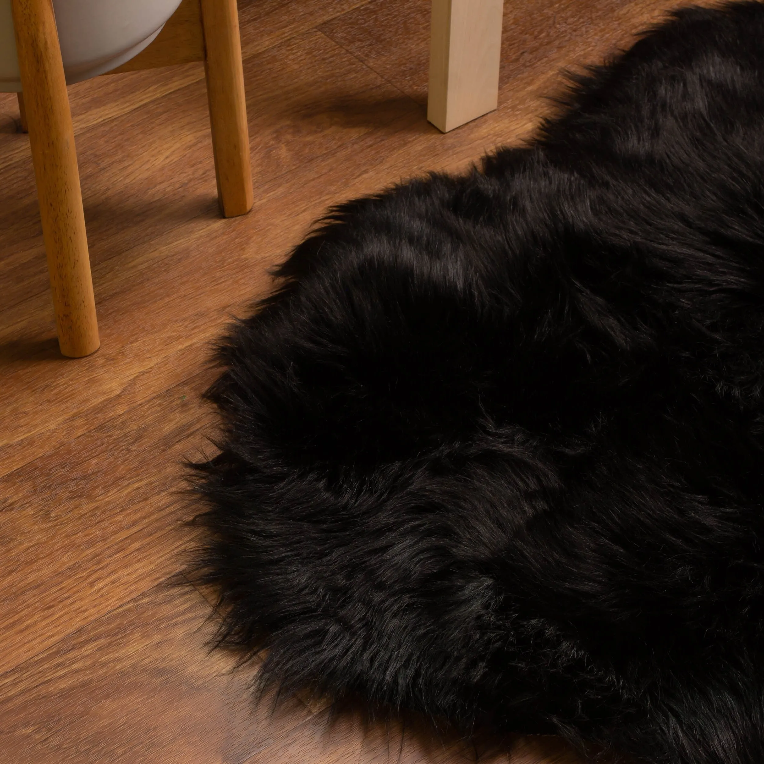 Silver Orchid Parrott Faux Fur Sheepskin Area Rug