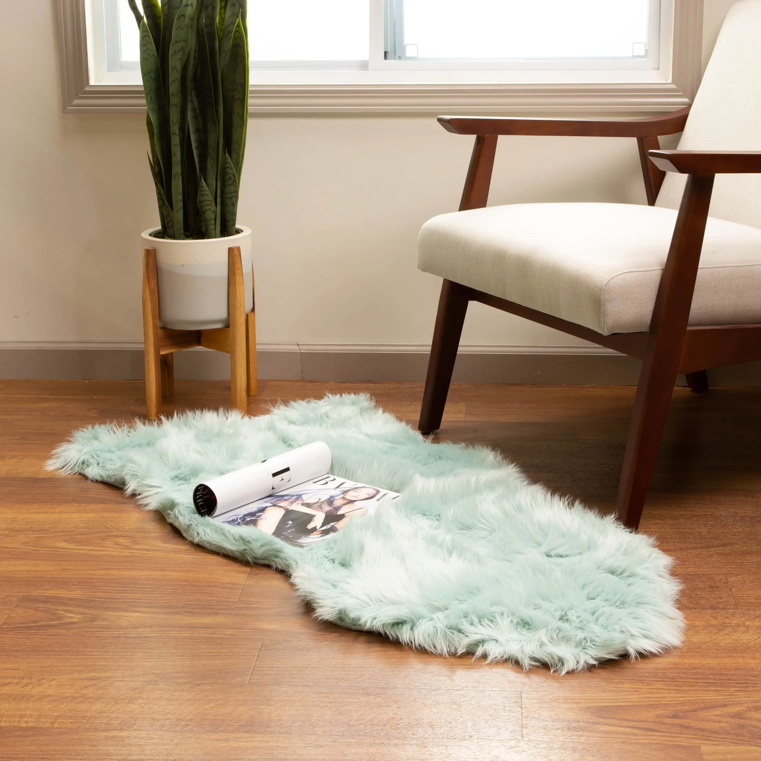 Silver Orchid Parrott Faux Fur Sheepskin Area Rug