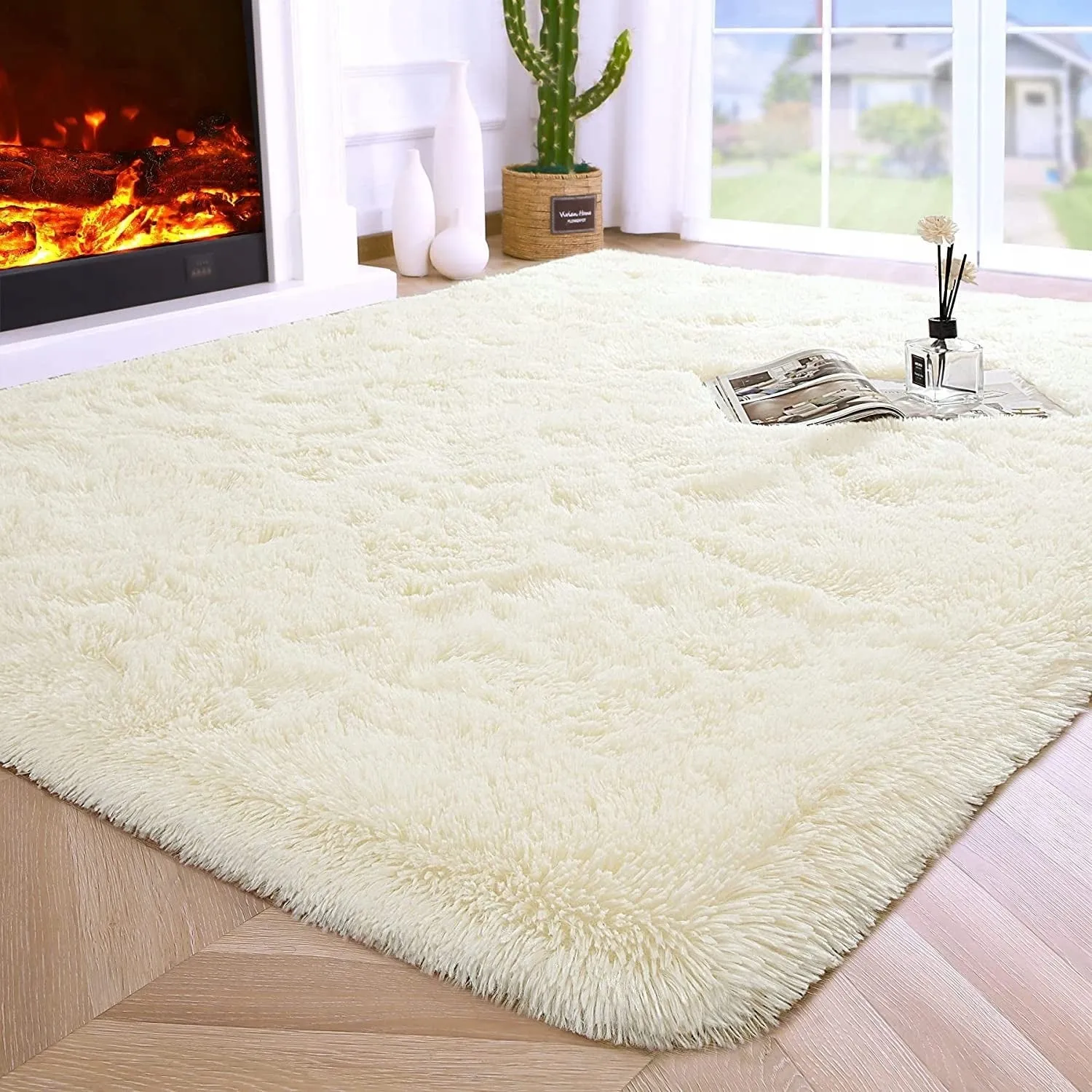 Soft Indoor Area Rug Modern Fluffy Home Carpet - 4' x 5.3'
