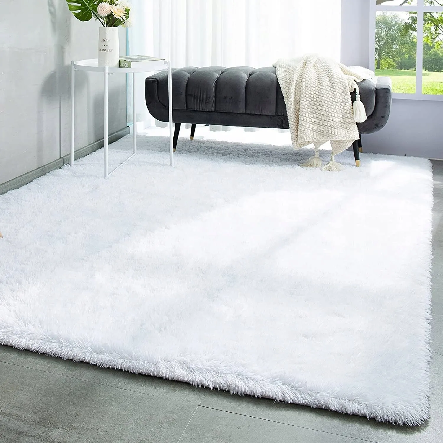 Soft Indoor Area Rug Modern Fluffy Home Carpet - 4' x 5.3'