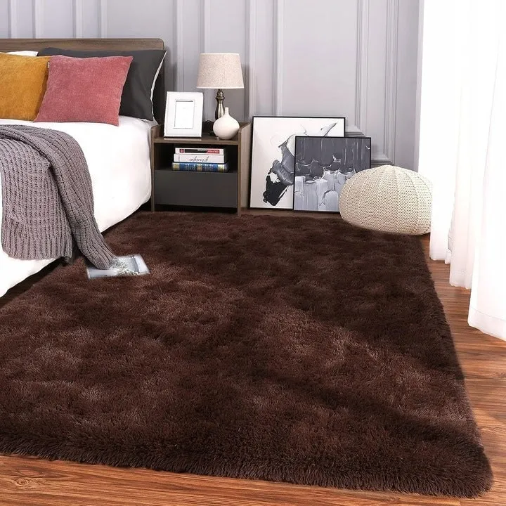 Soft Indoor Area Rug Modern Fluffy Home Carpet - 4' x 5.3'