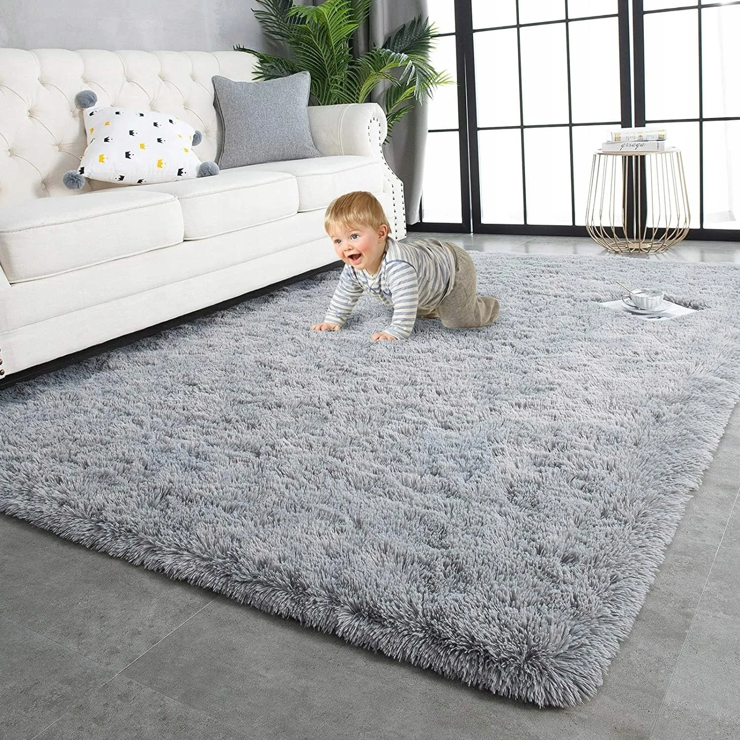 Soft Indoor Area Rug Modern Fluffy Home Carpet - 4' x 5.3'