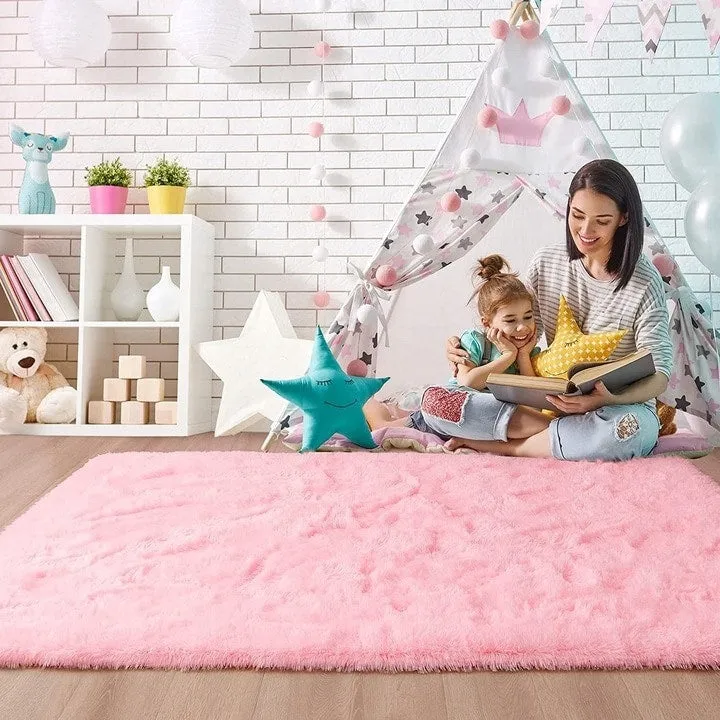 Soft Indoor Area Rug Modern Fluffy Home Carpet - 4' x 5.3'