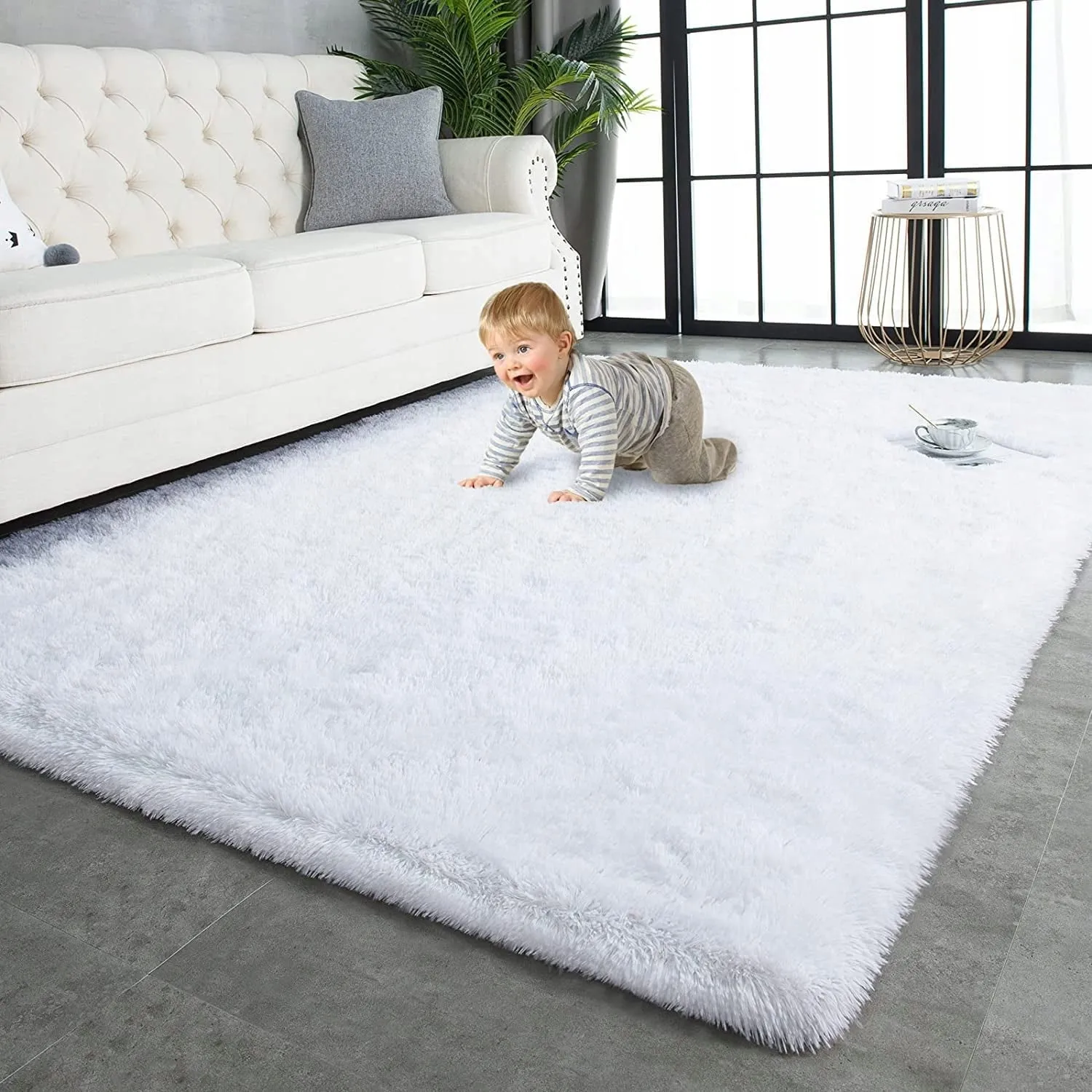 Soft Indoor Area Rug Modern Fluffy Home Carpet - 4' x 5.3'
