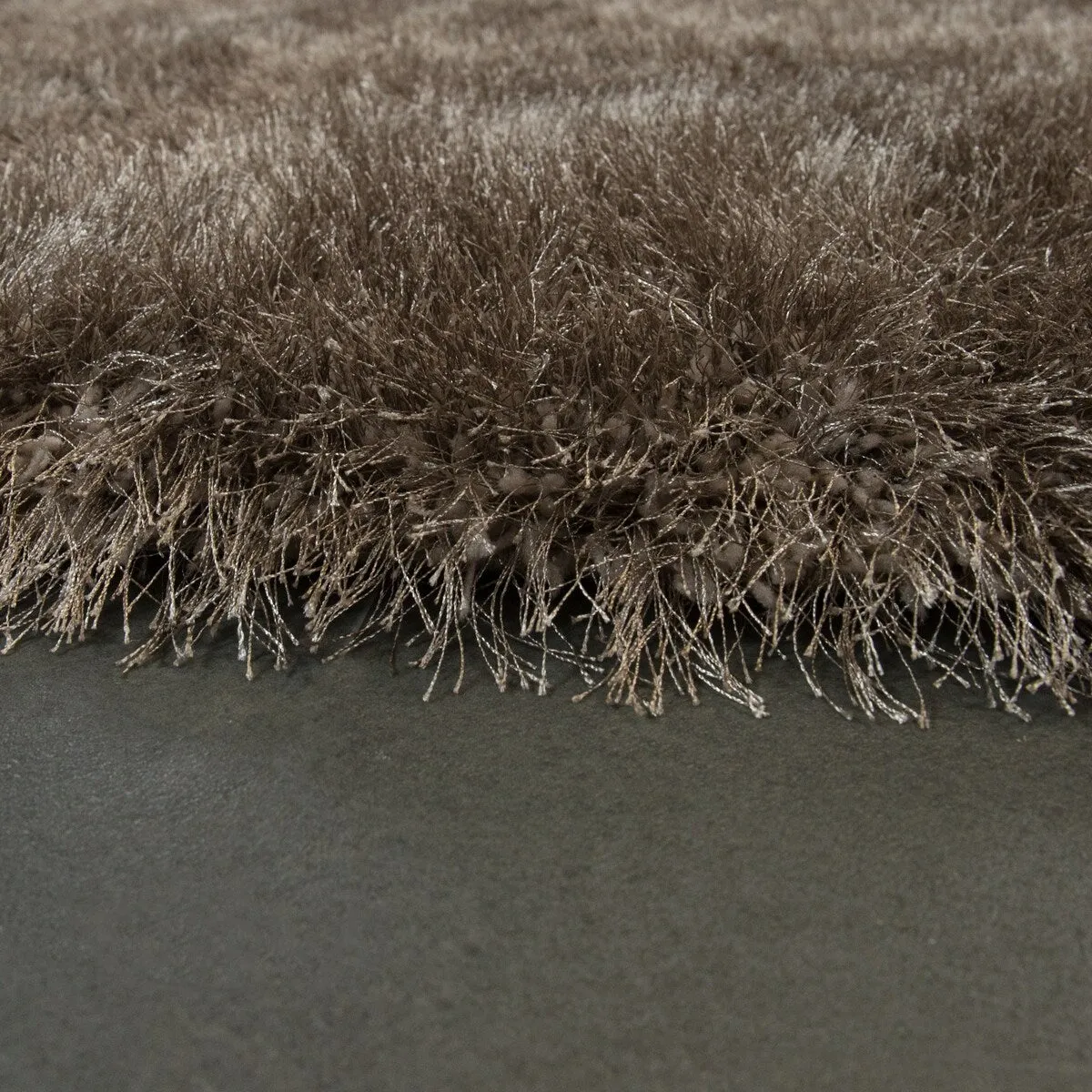 Soft Shag Rug For Bedroom & Living-Room Glossy Yarn