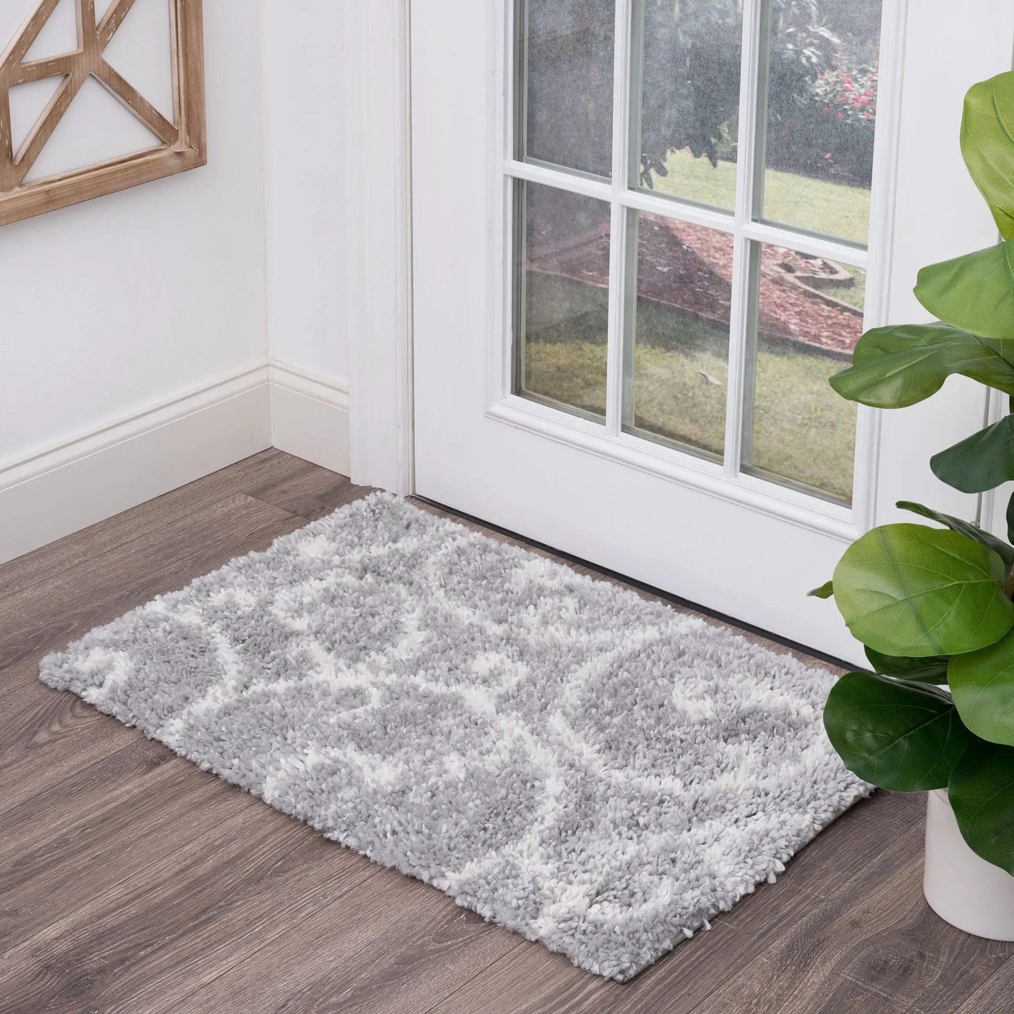 Sohni Shag Farmhouse Floral Indoor Area Rug