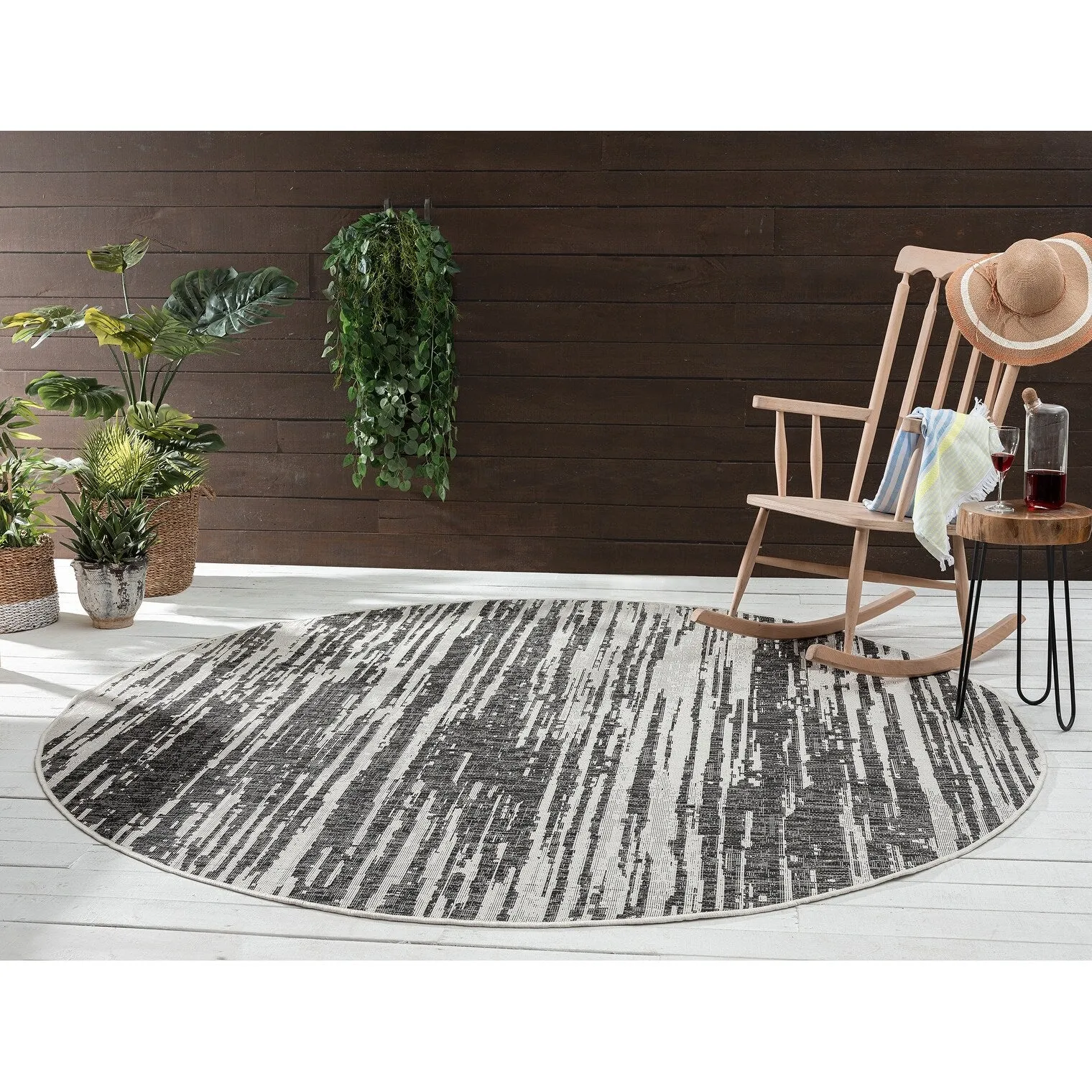 Soleri Charcoal Machine-Made Indoor/Outdoor Flatweave Area Rug