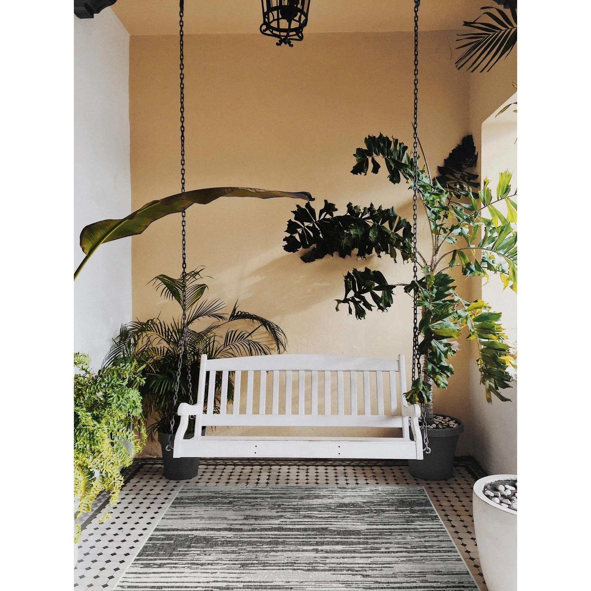 Soleri Charcoal Machine-Made Indoor/Outdoor Flatweave Area Rug