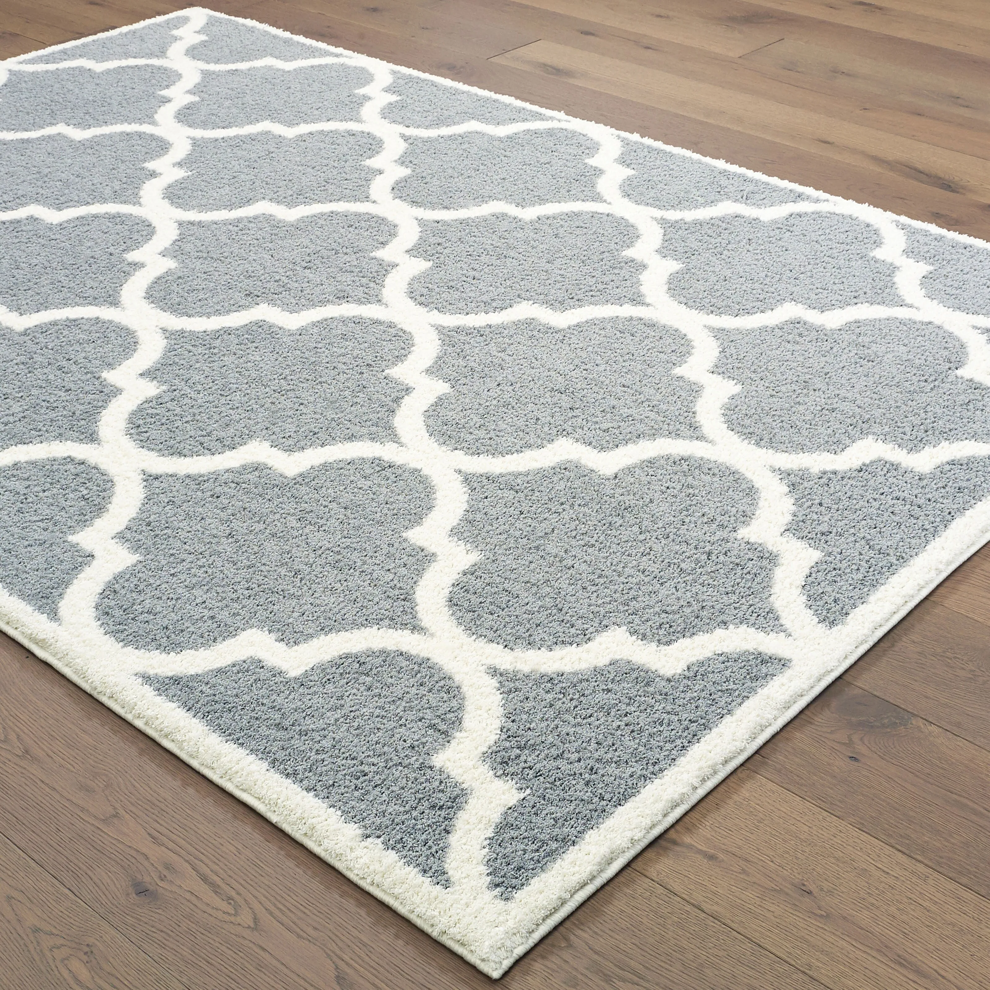 Style Haven Valentina Scallop Lattice Microfiber Area Rug