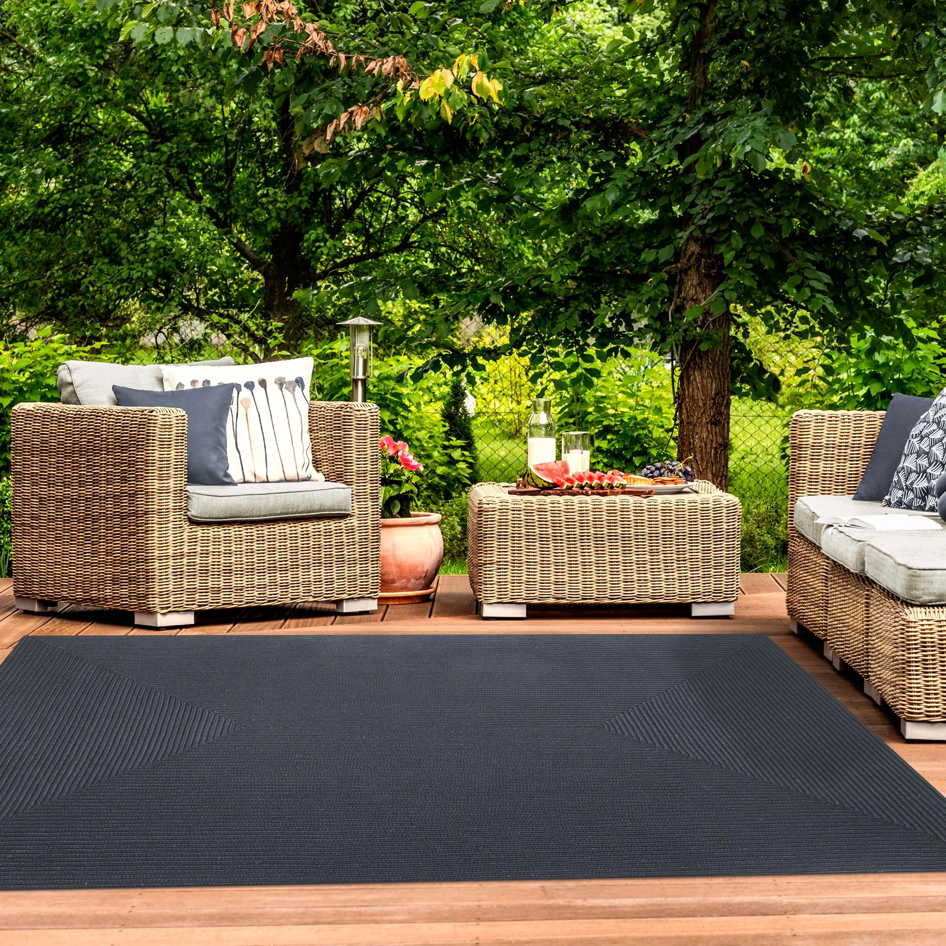 Superior Reversible Solid Modern Rustic Braided Indoor/ Outdoor Area Rug