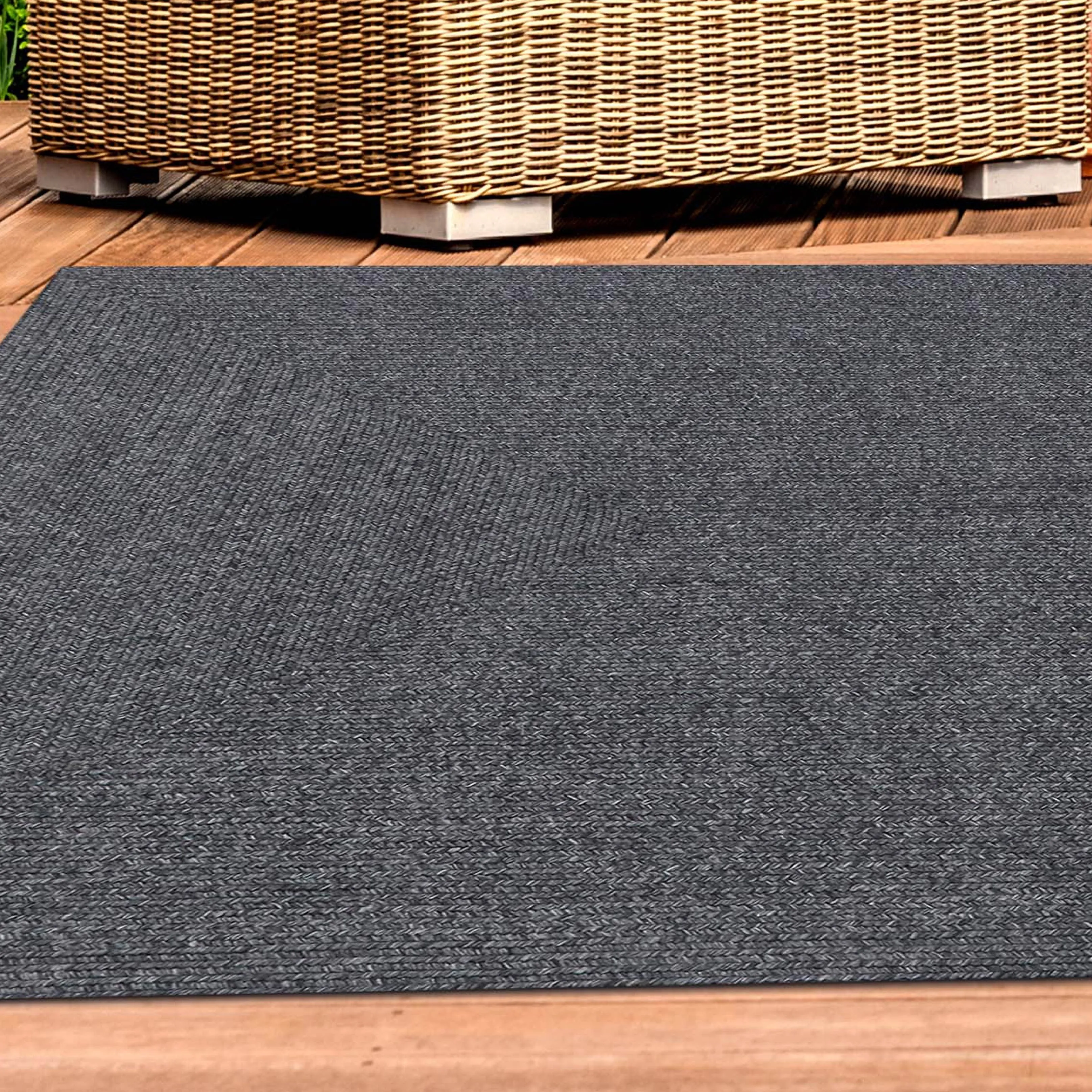 Superior Reversible Solid Modern Rustic Braided Indoor/ Outdoor Area Rug