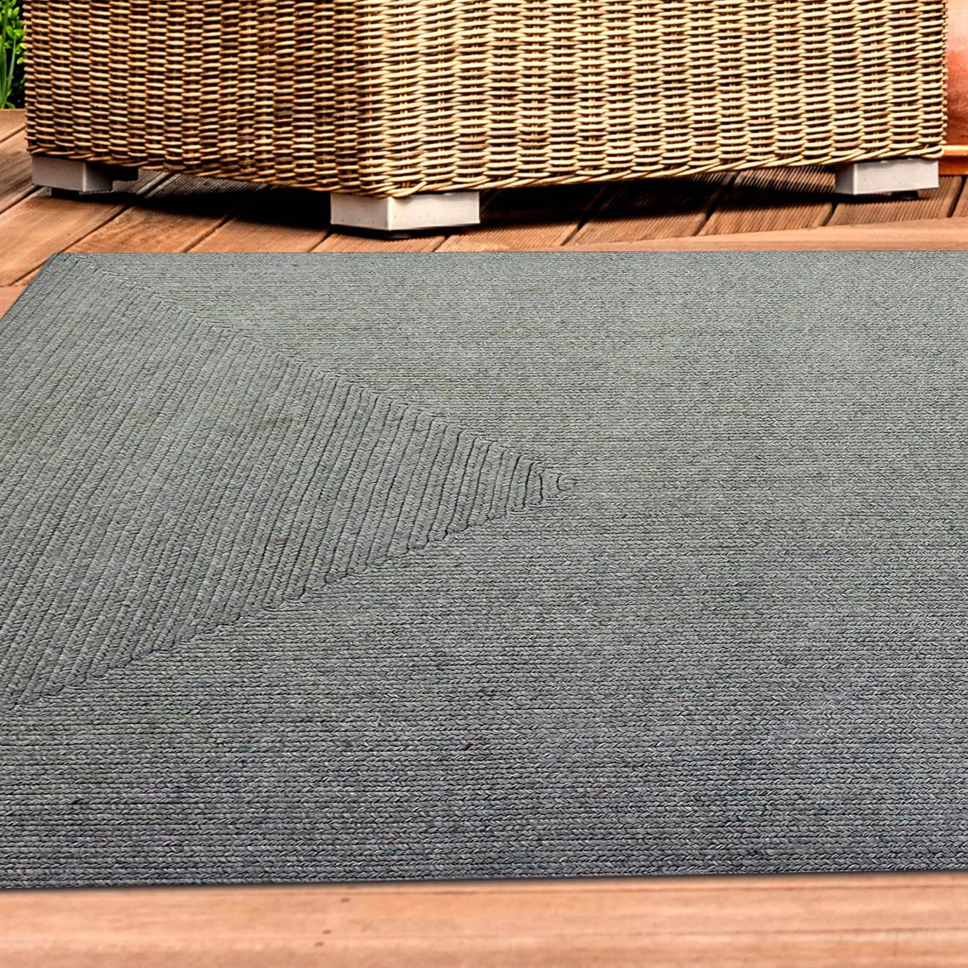 Superior Reversible Solid Modern Rustic Braided Indoor/ Outdoor Area Rug