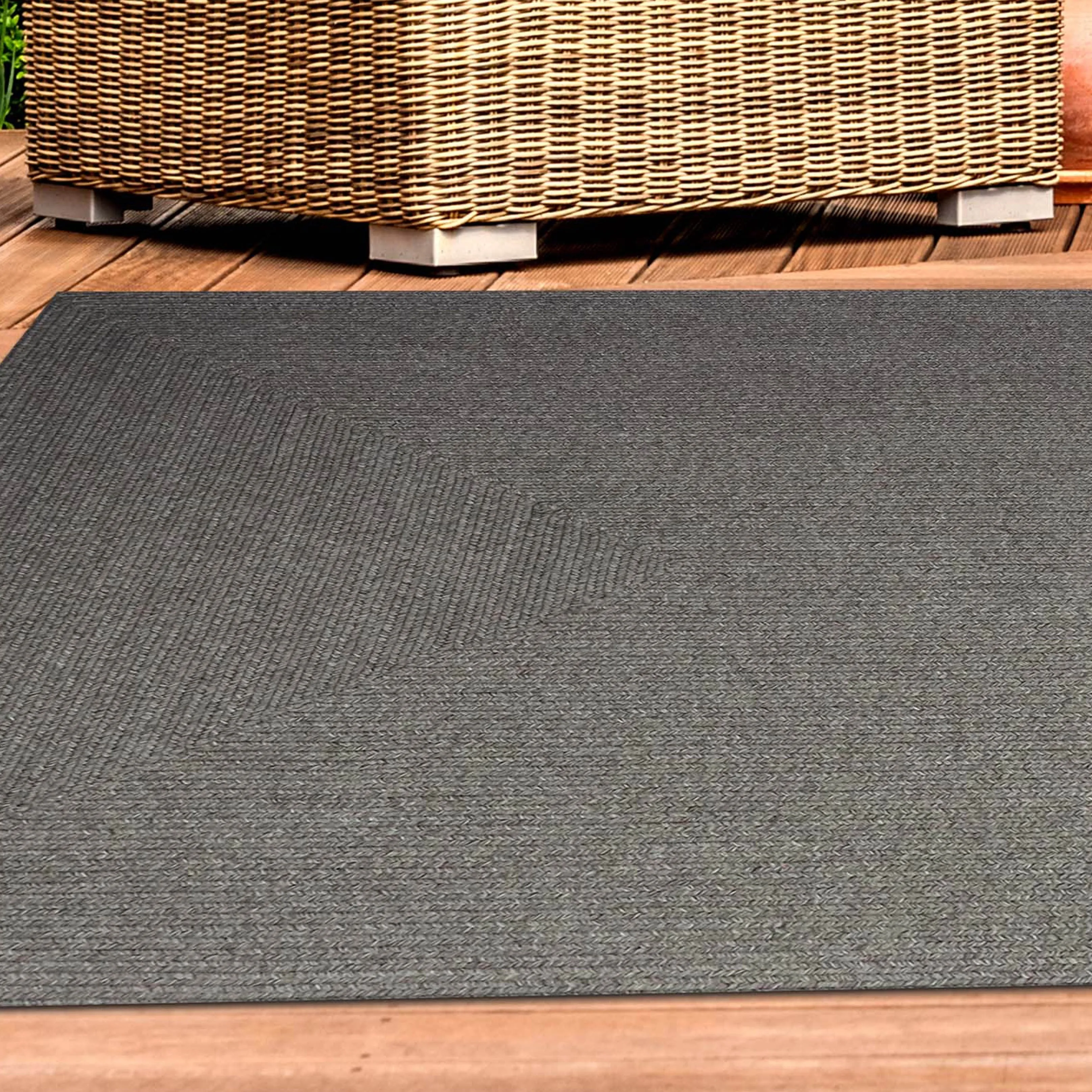 Superior Reversible Solid Modern Rustic Braided Indoor/ Outdoor Area Rug