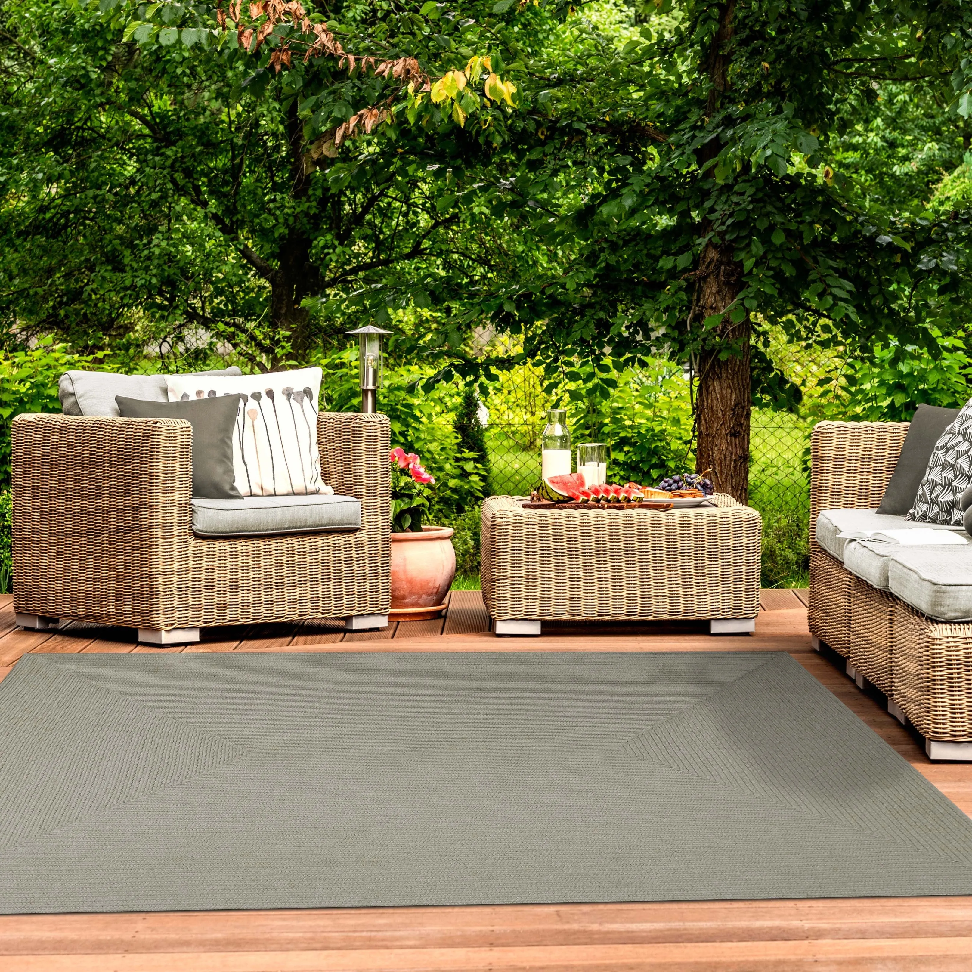 Superior Reversible Solid Modern Rustic Braided Indoor/ Outdoor Area Rug