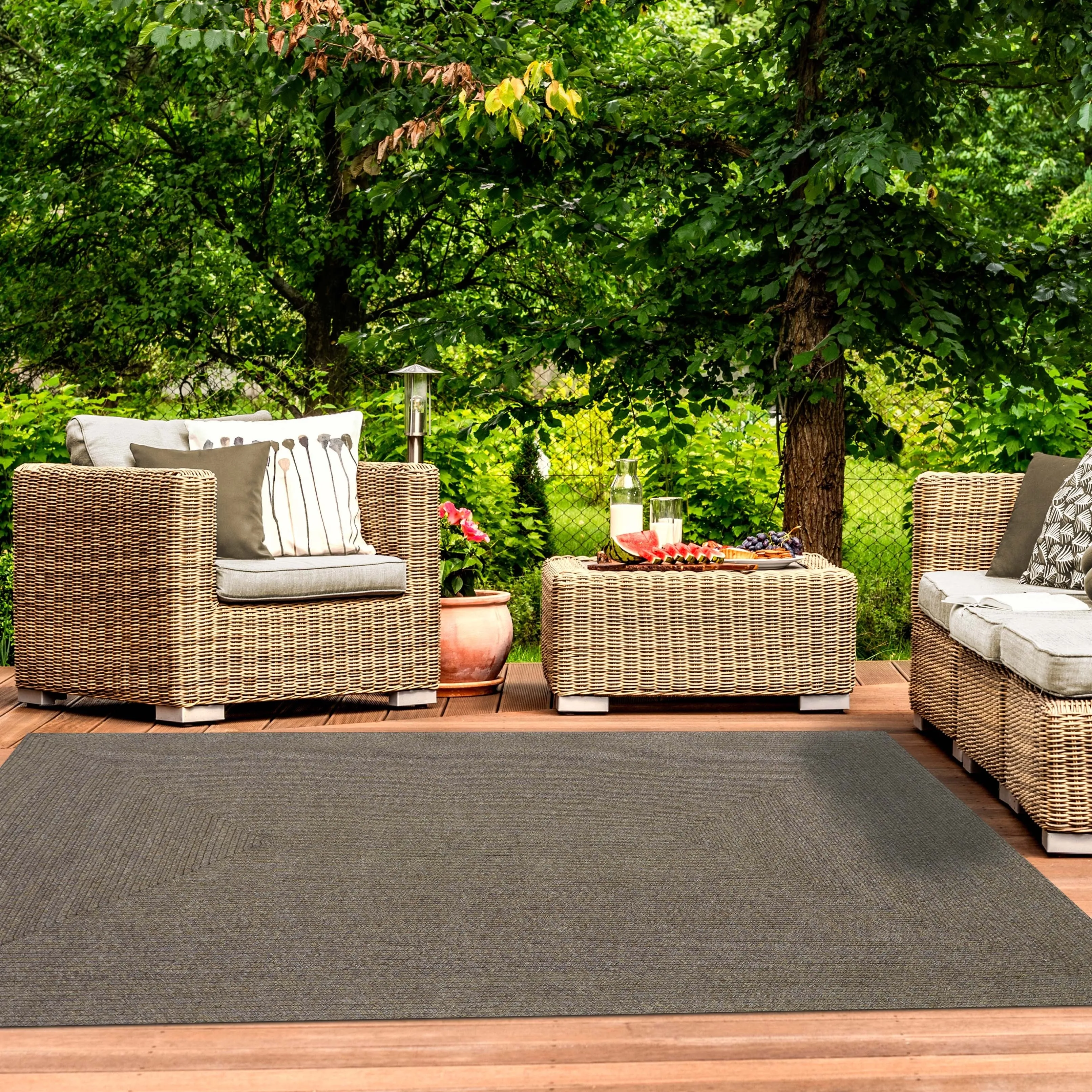Superior Reversible Solid Modern Rustic Braided Indoor/ Outdoor Area Rug