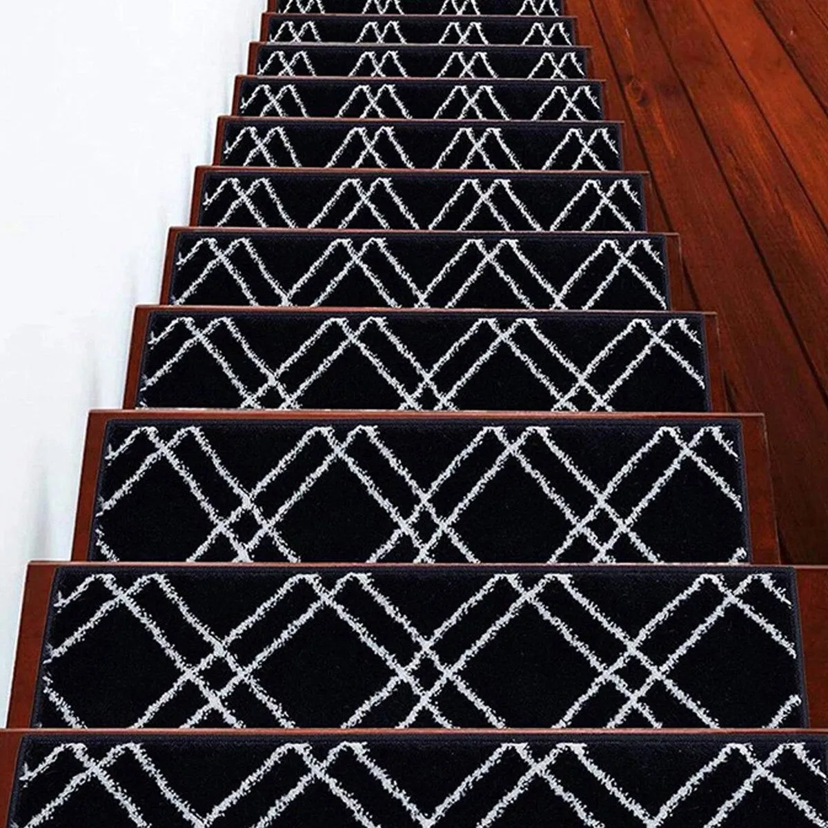 SUSSEXHOME Vintage Collection Stair Treads Polypropylene 9x28