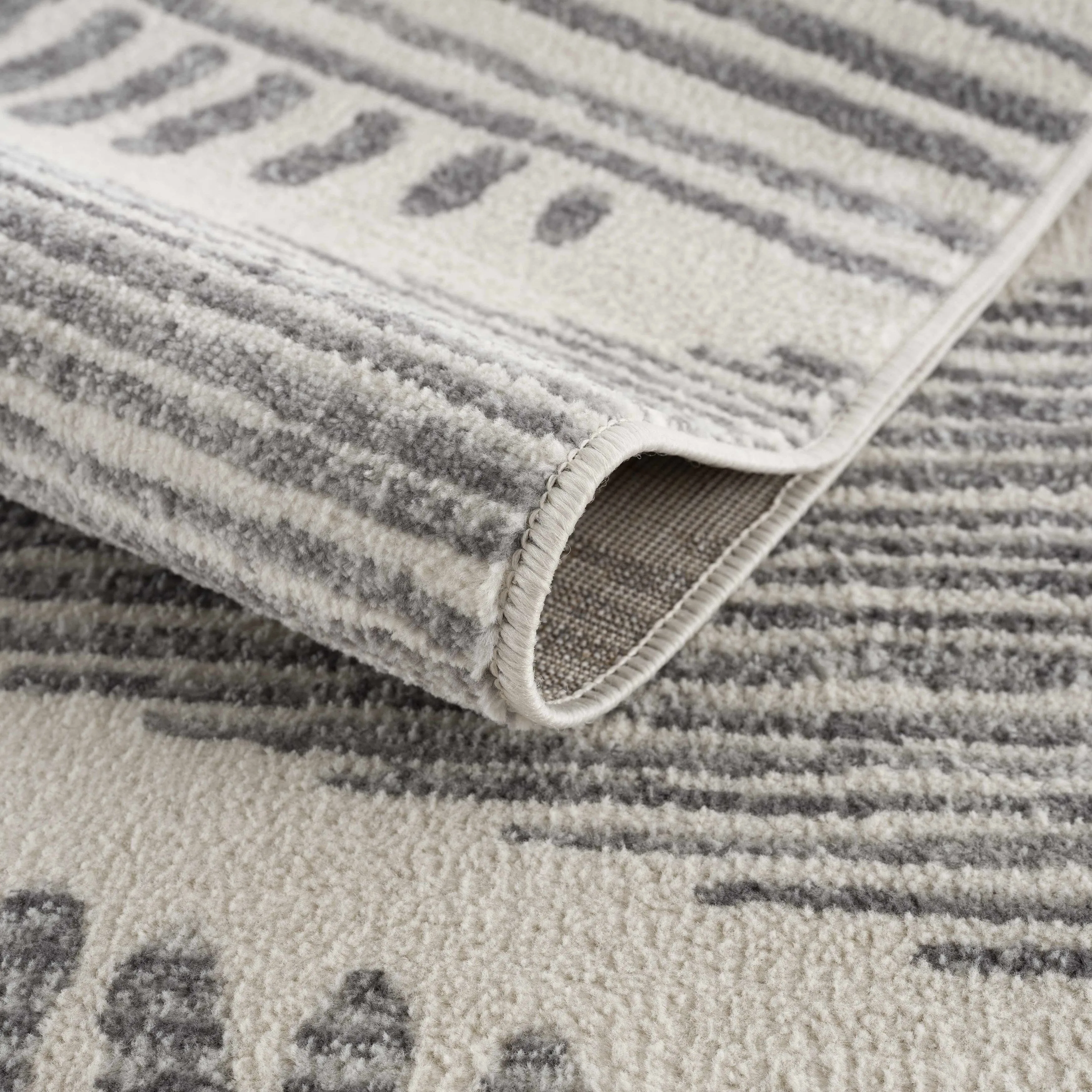 Tigris Nikea Southwestern Bohemian Farmhouse Area Rug
