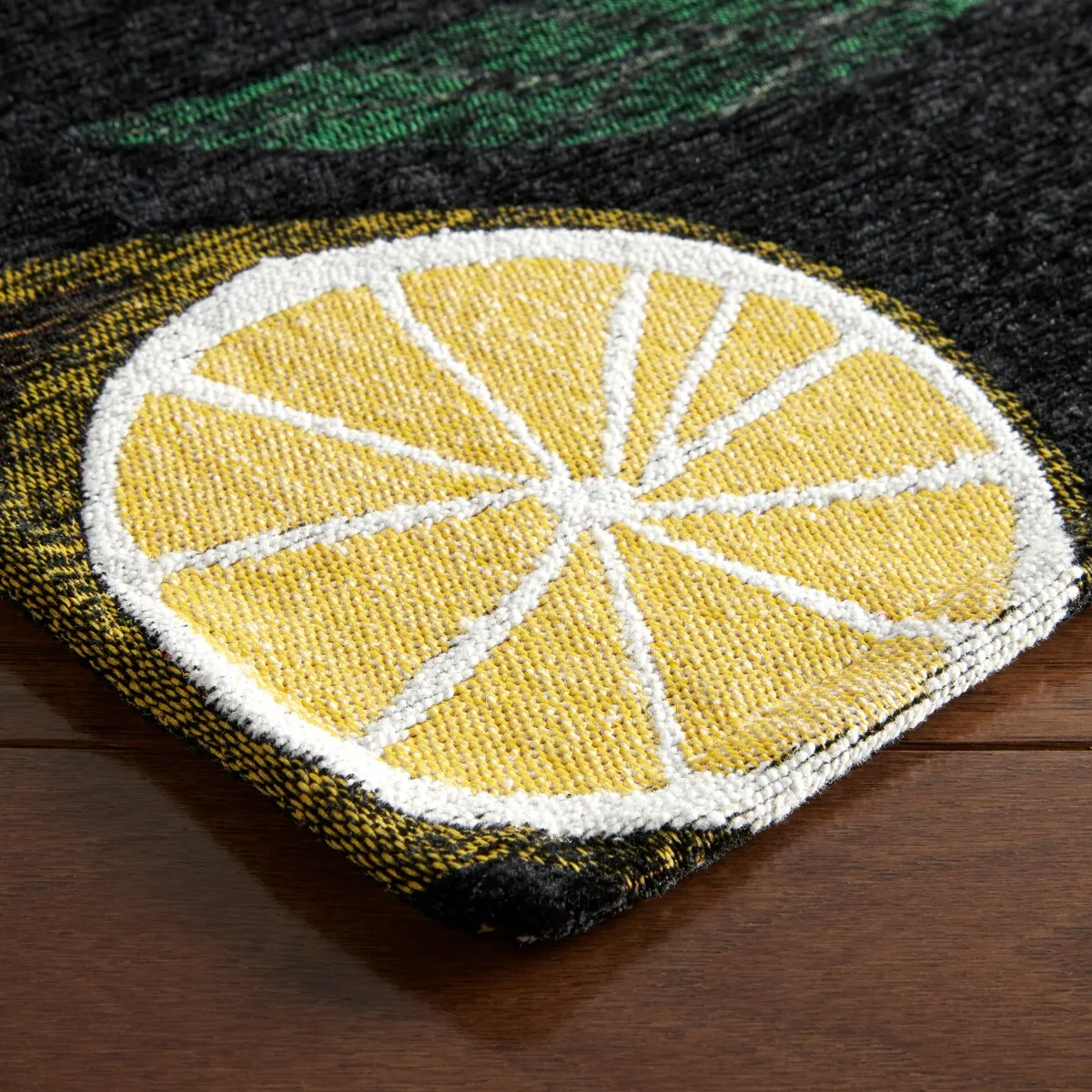 TOWN & COUNTRY LUXE Livie Fresh Lemon Everwash Washable Non-Slip Backing Kitchen Mat