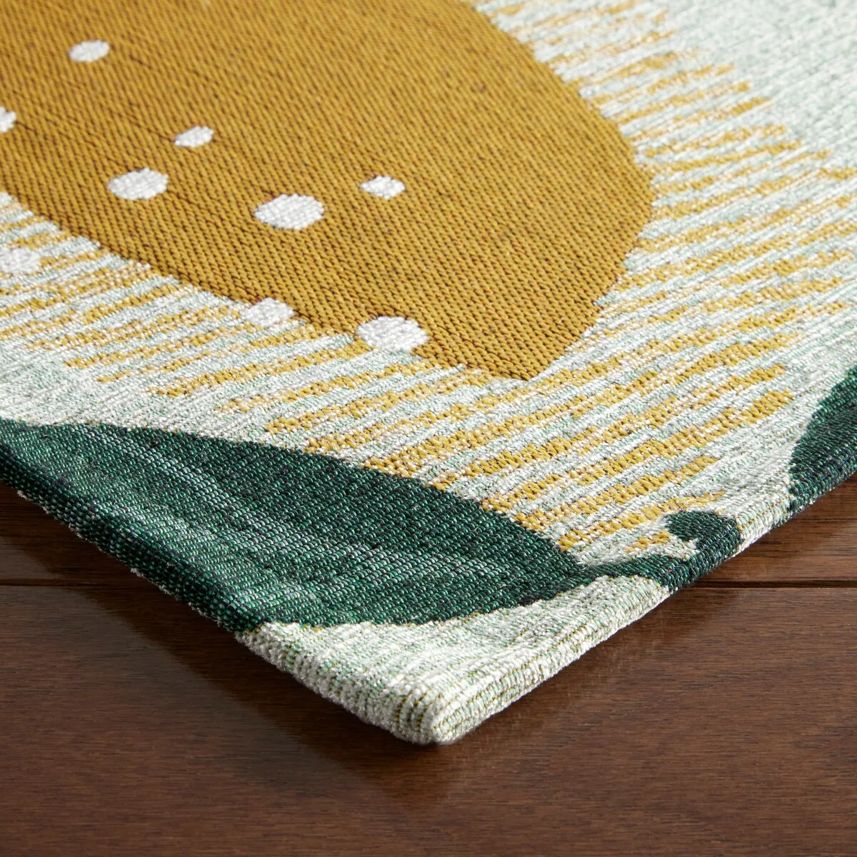 TOWN & COUNTRY LUXE Livie Fresh Lemon Everwash Washable Non-Slip Backing Kitchen Mat