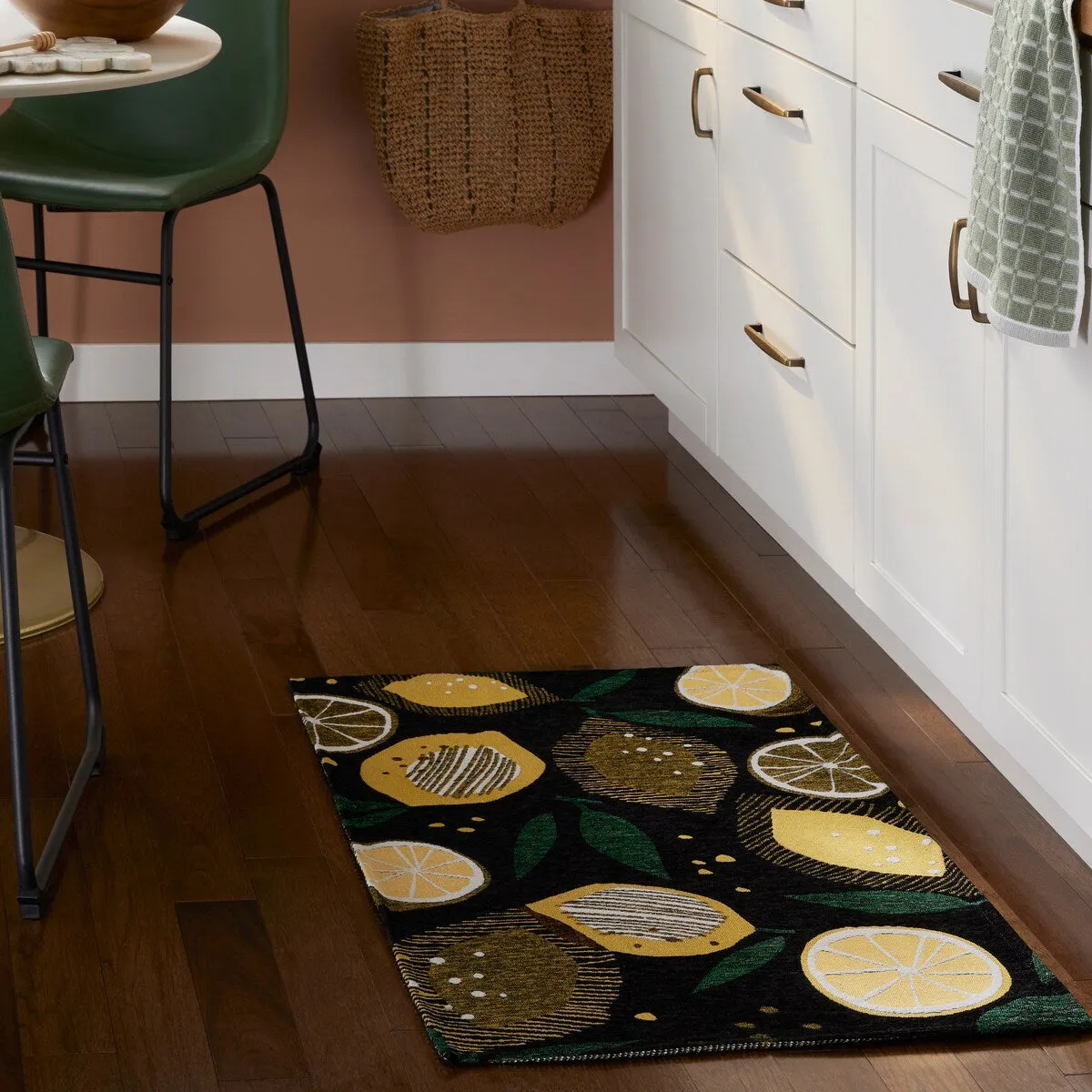 TOWN & COUNTRY LUXE Livie Fresh Lemon Everwash Washable Non-Slip Backing Kitchen Mat