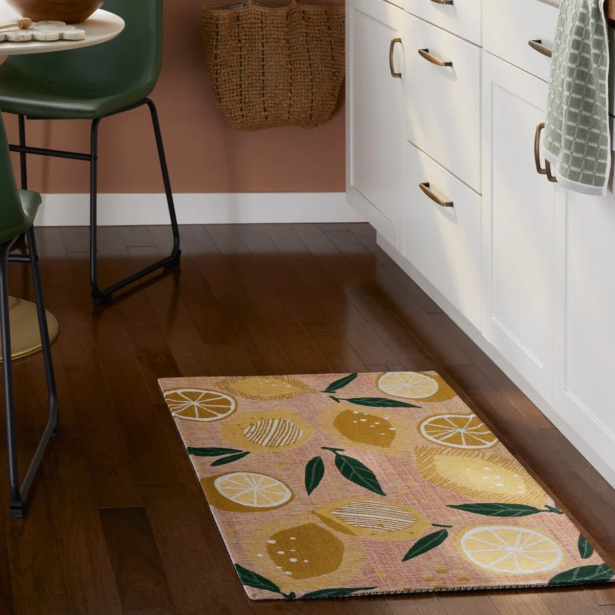 TOWN & COUNTRY LUXE Livie Fresh Lemon Everwash Washable Non-Slip Backing Kitchen Mat