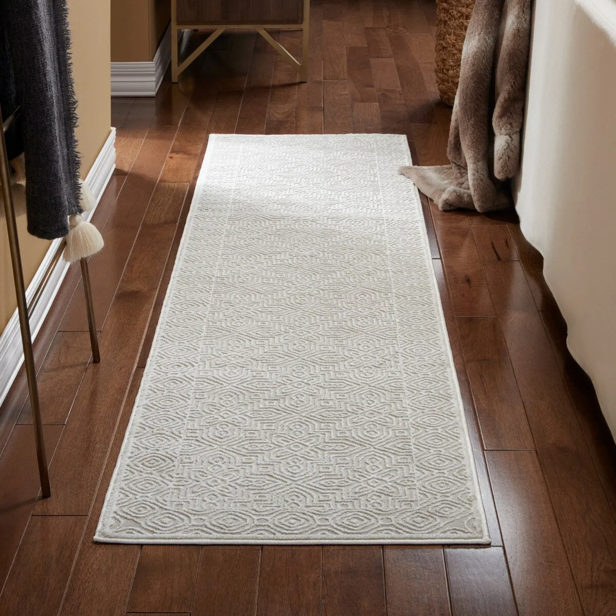 TOWN & COUNTRY LUXE Maya Medallion Tile Neutral Indoor Area Rug with High-Low Texture